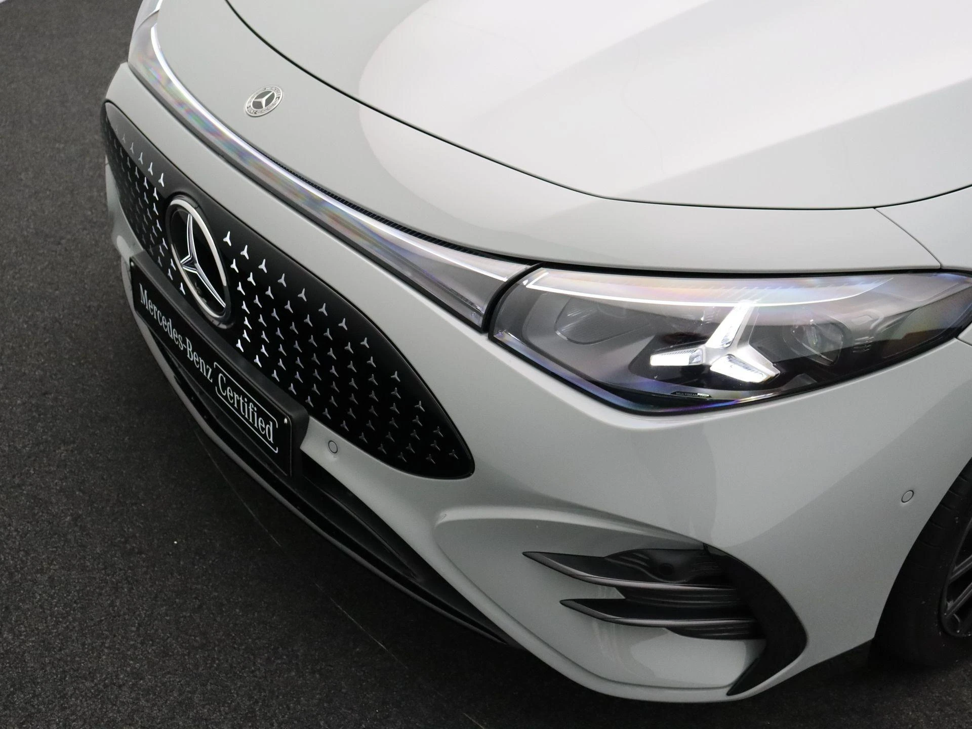 Mercedes-Benz-CLA-image-29