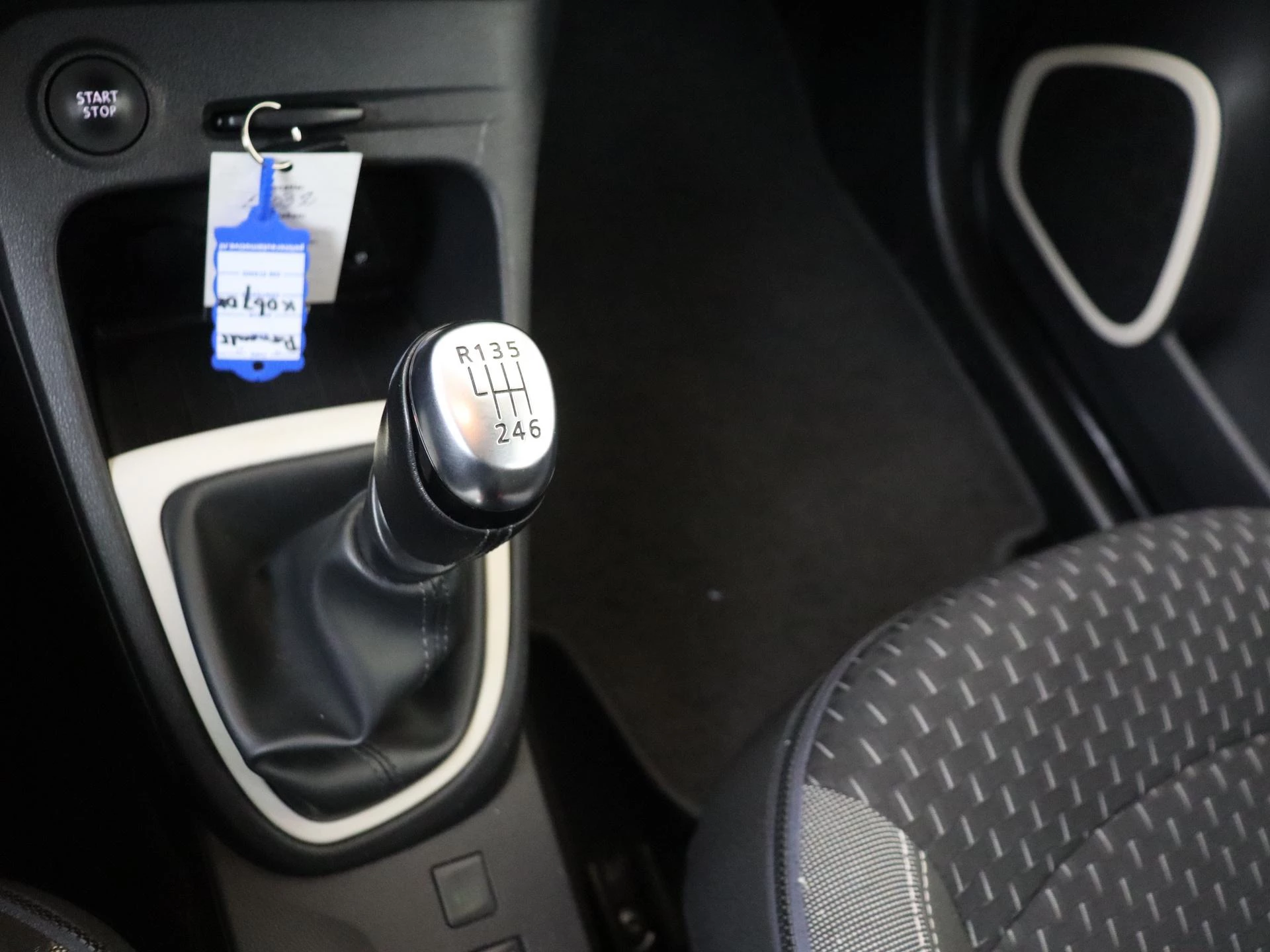 Renault-Captur-image-18