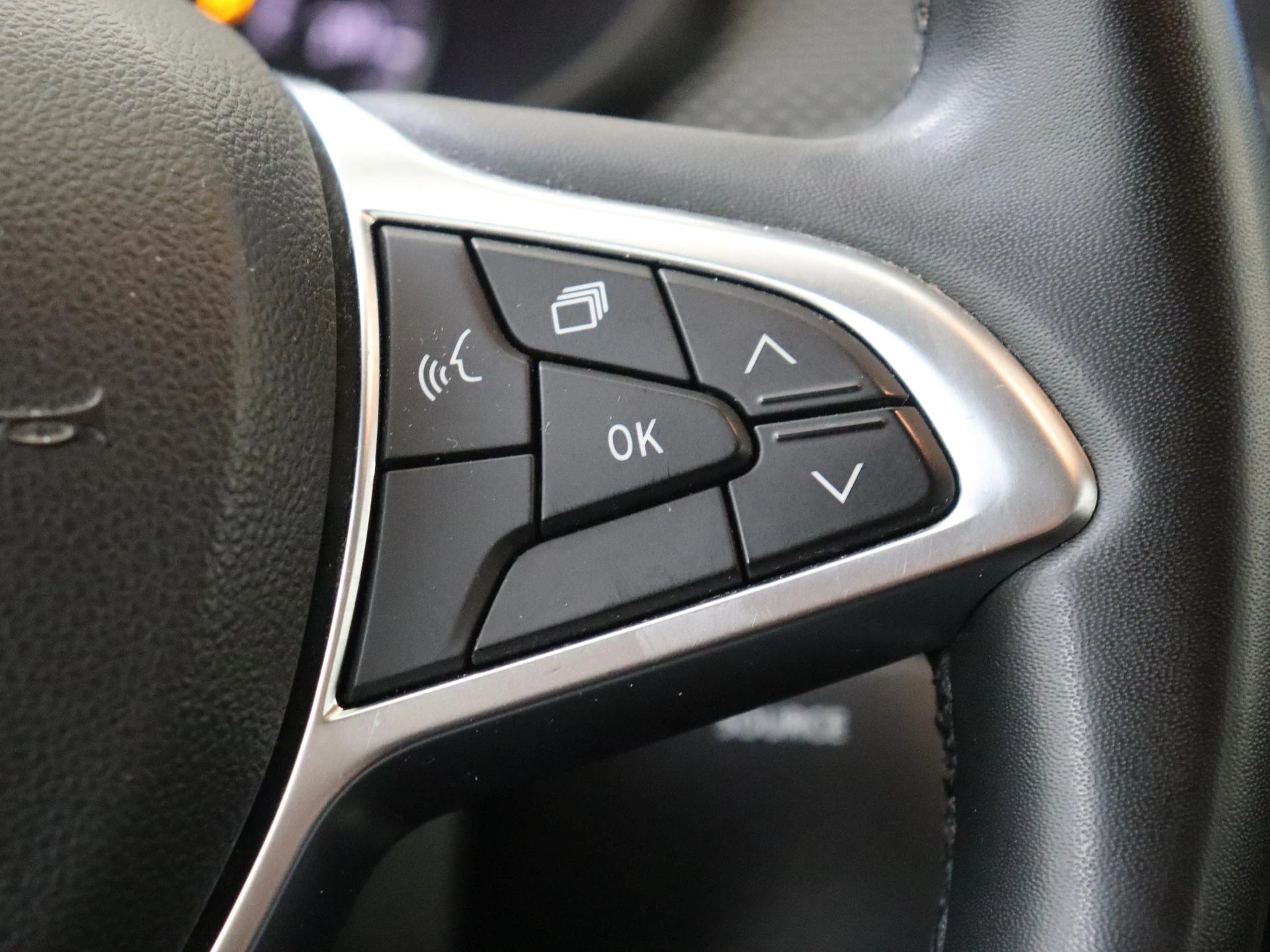 Dacia-Sandero Stepway-image-17