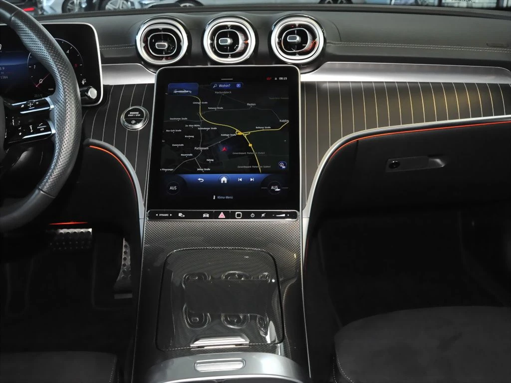 Mercedes-Benz-C-Klasse 200 d-image-10