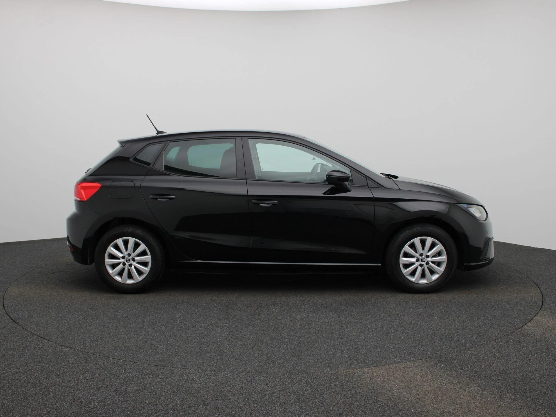 SEAT-Ibiza-image-5