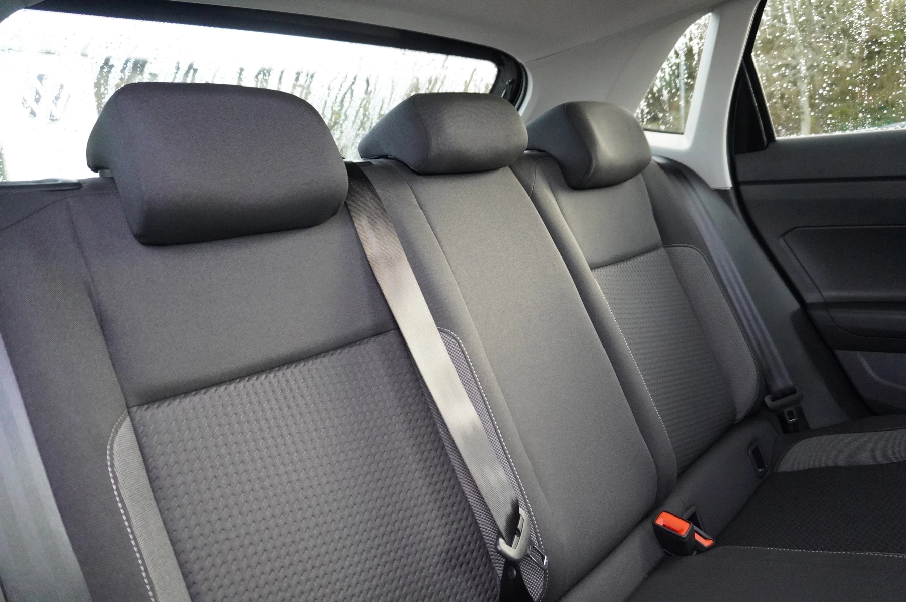 Volkswagen-Polo-image-34