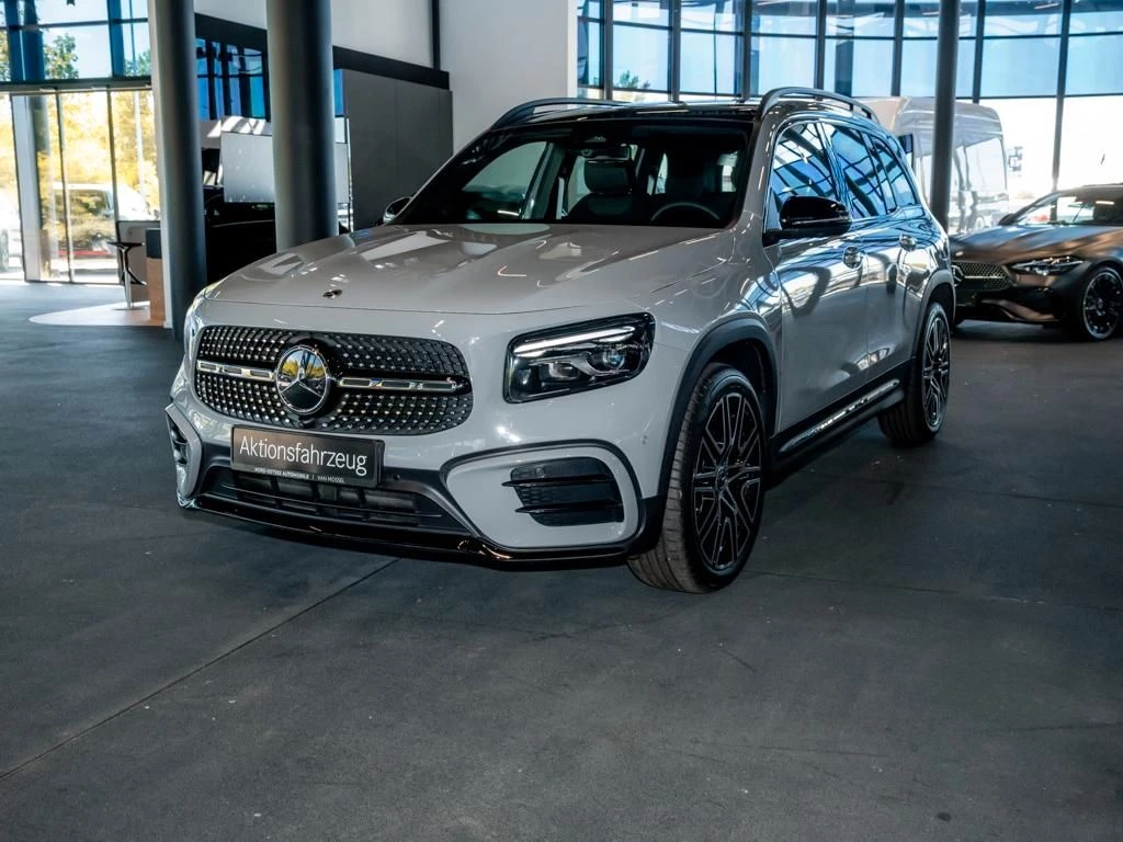 Mercedes-Benz-GLB 200 d-image-6