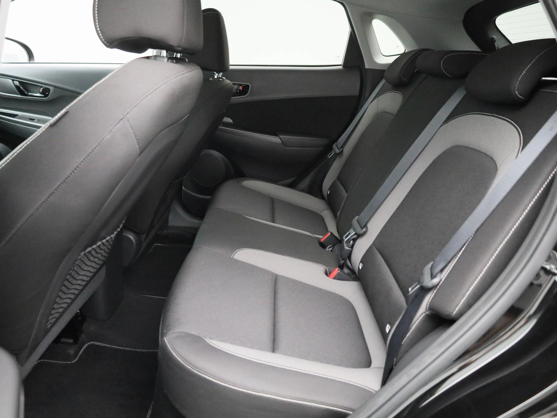 Hyundai-Kona-image-11