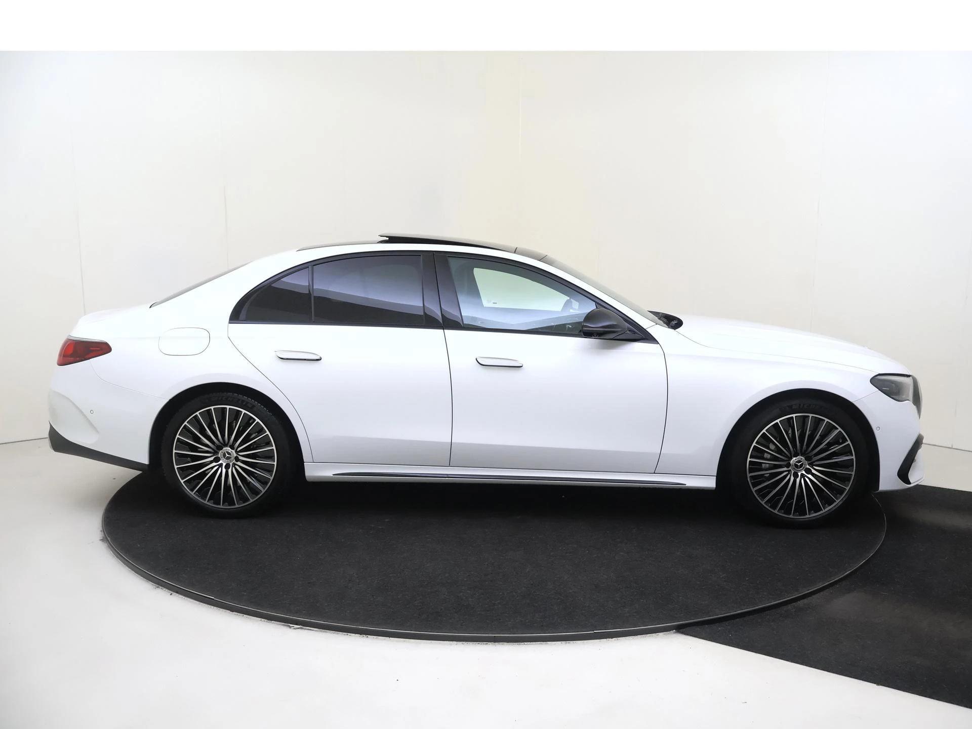 Mercedes-Benz E-Klasse 300 e Sport Edition