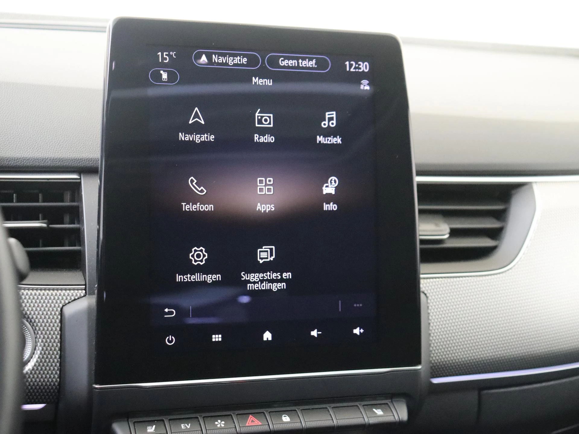 Renault-Arkana-image-15