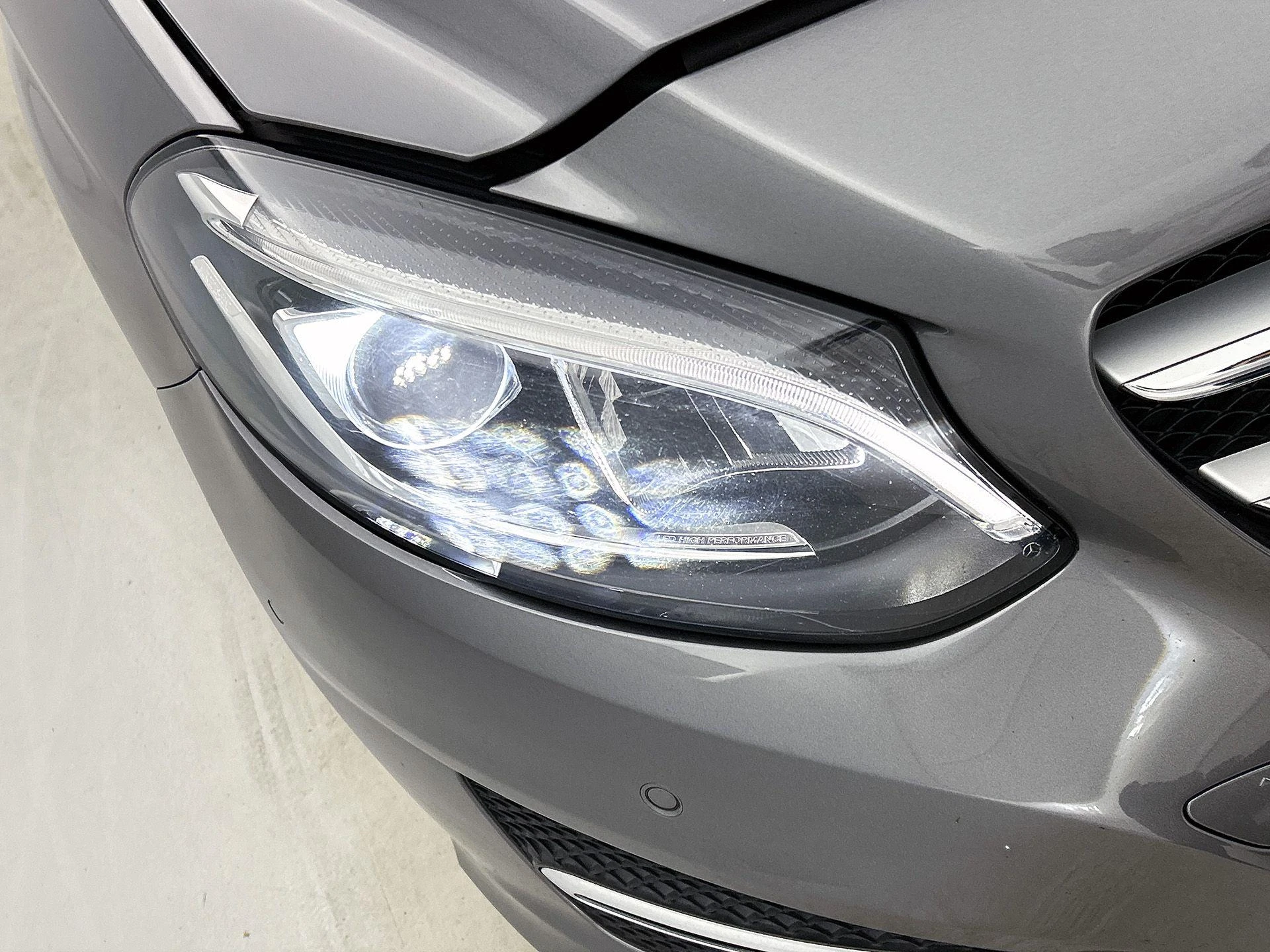 Mercedes-Benz-B-Klasse-image-21