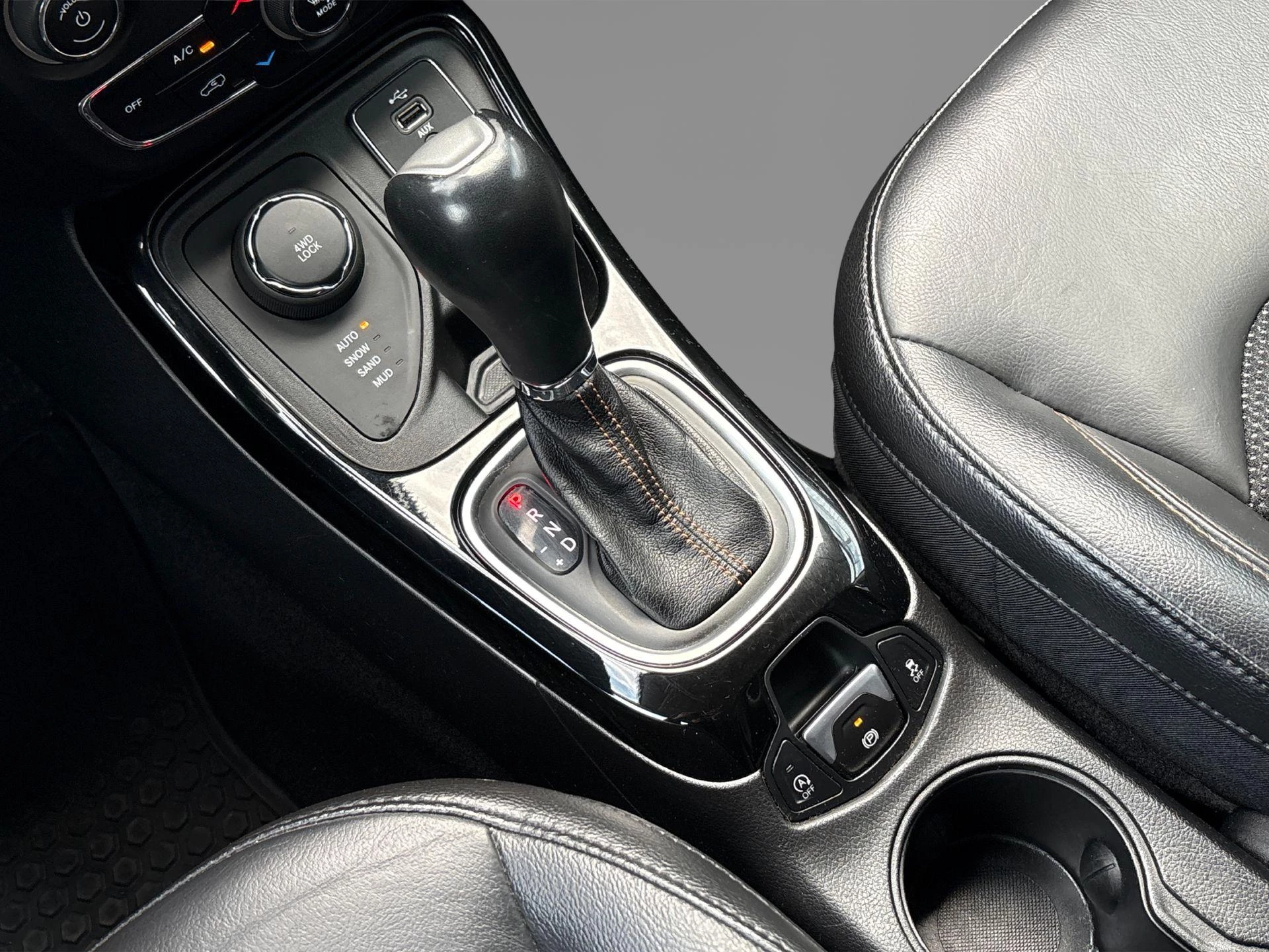 Jeep-Compass-image-14