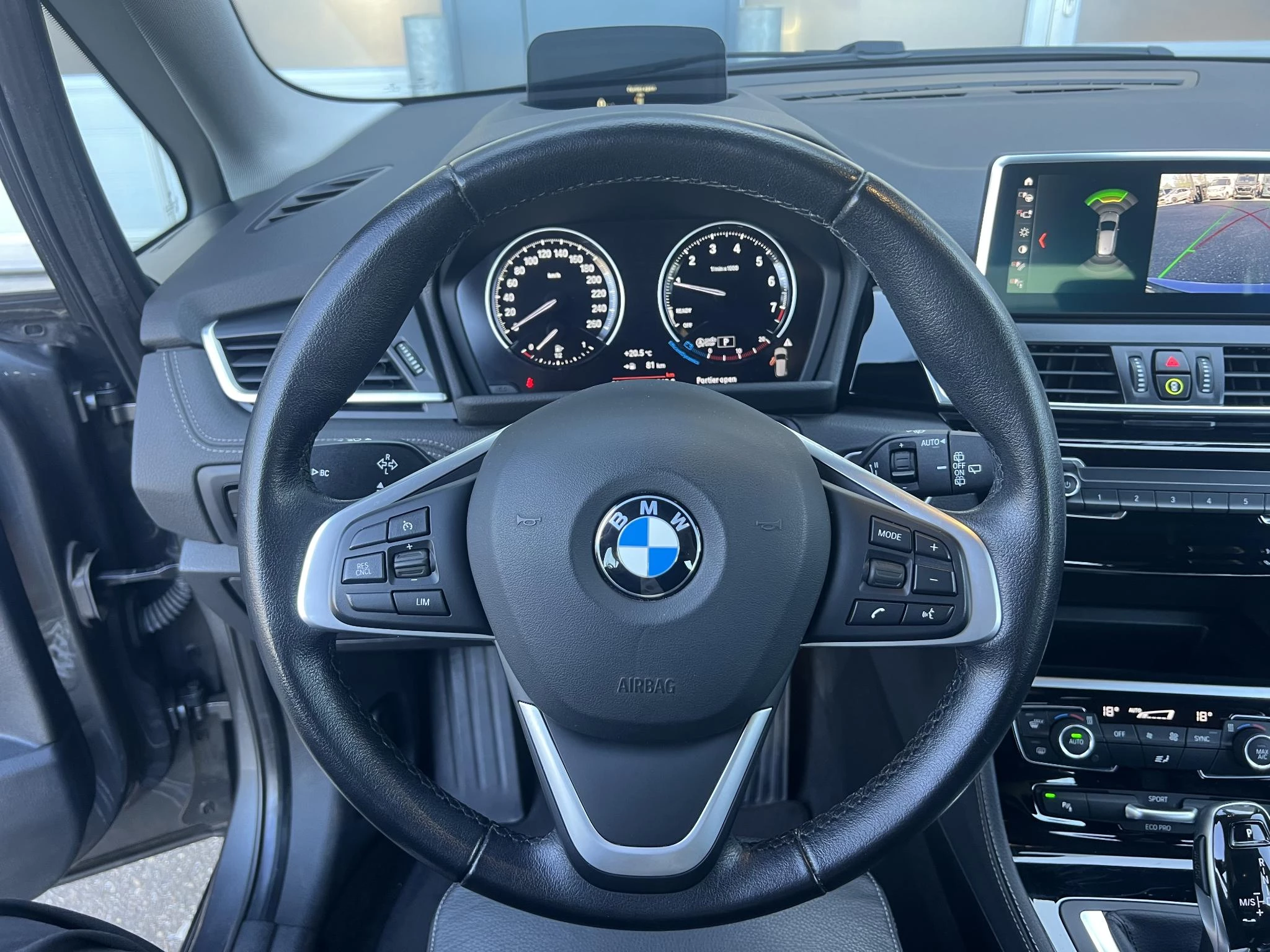 BMW-2 Serie-image-15