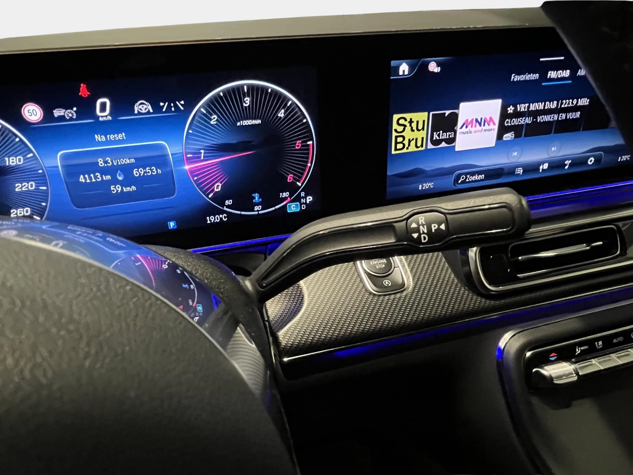 Mercedes-Benz-Classe V-image-23