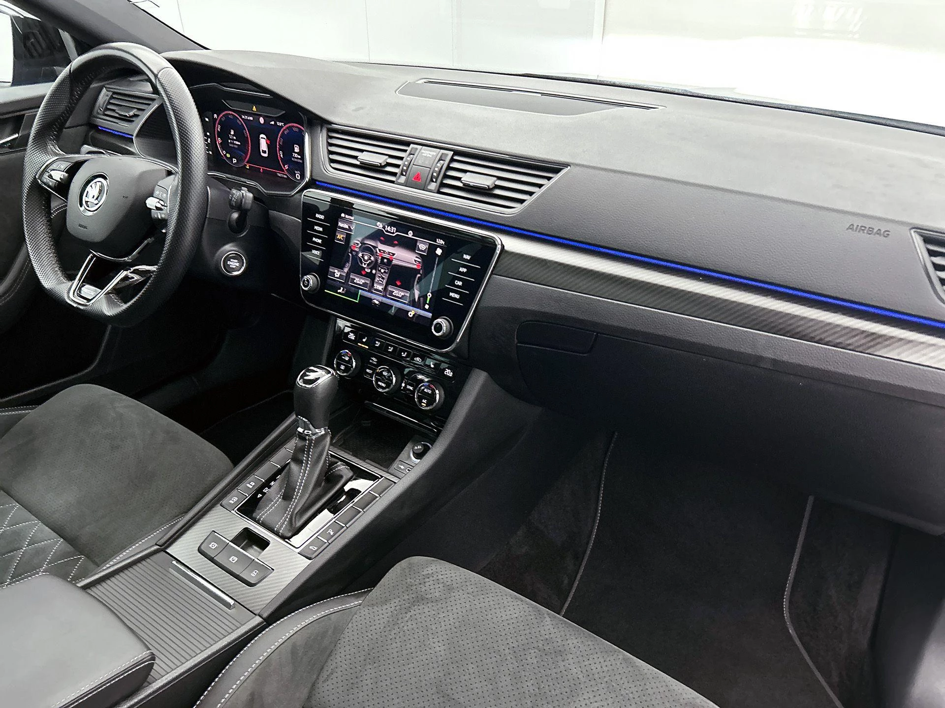 Škoda-Superb-image-21