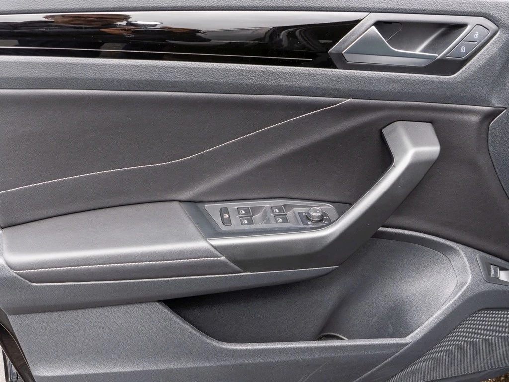 Volkswagen T-Roc 1.5 TSI DSG R-Line