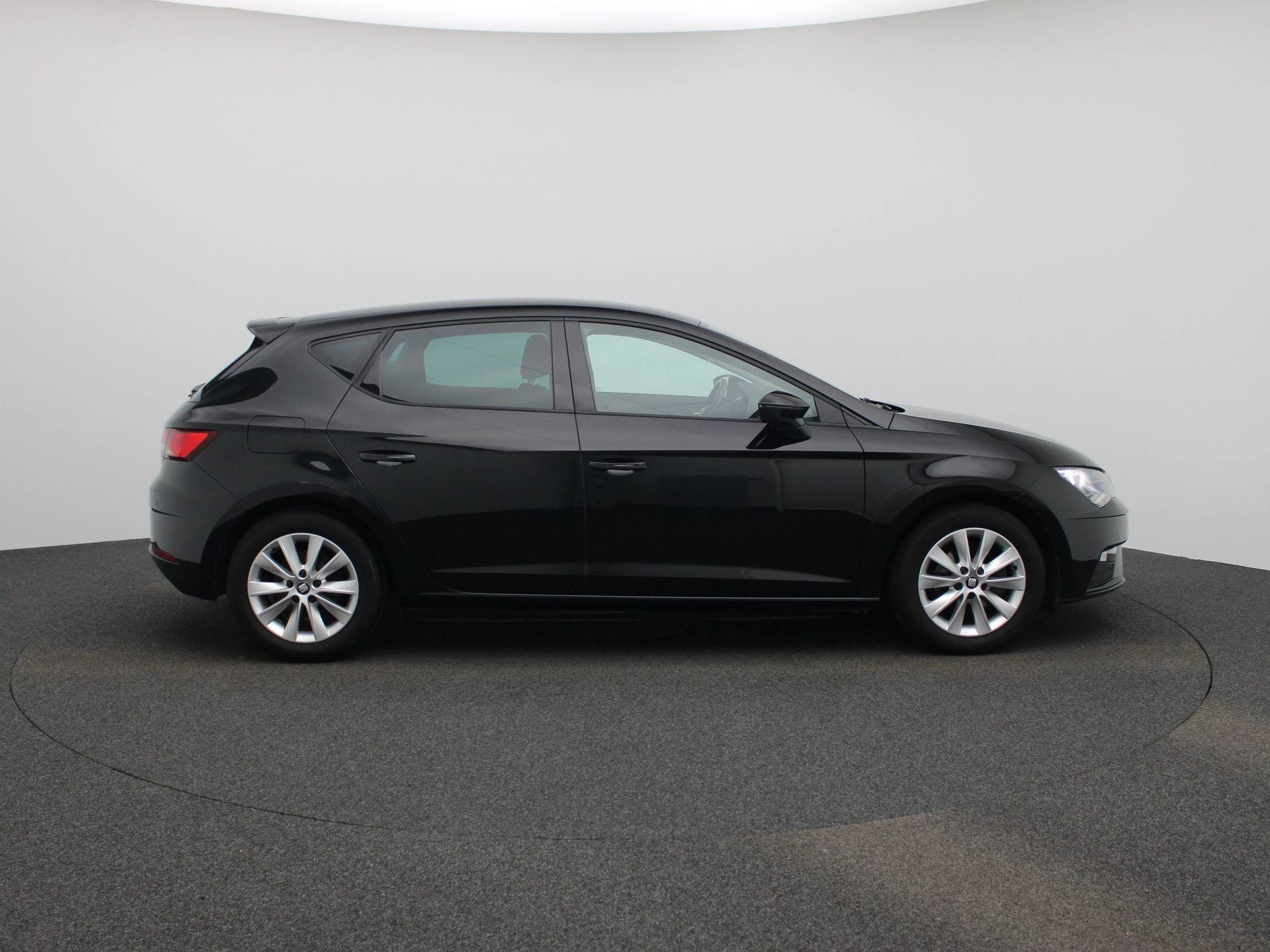 SEAT-Leon-image-5