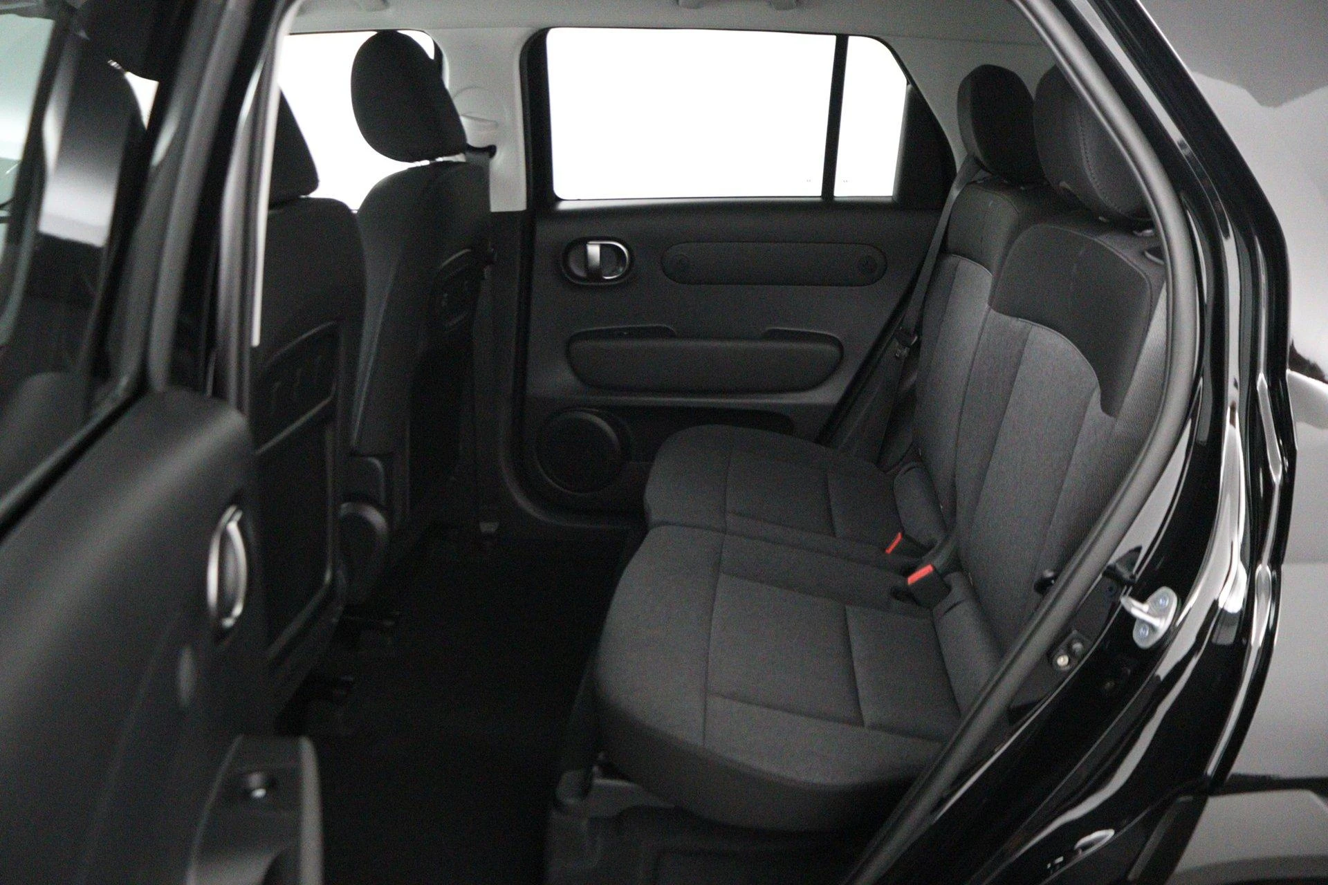 Hyundai-Inster-image-25