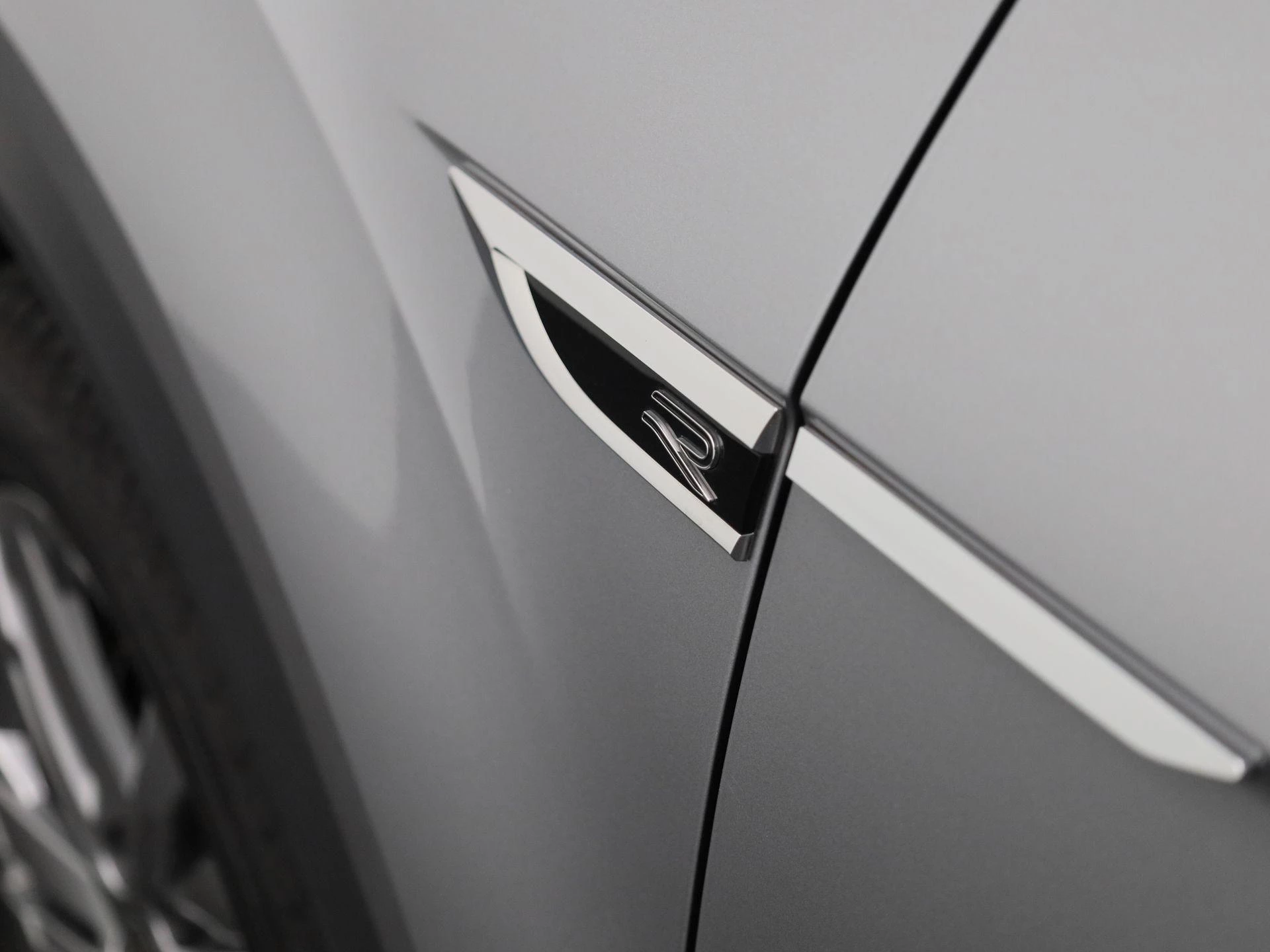 Volkswagen-T-Roc-image-10