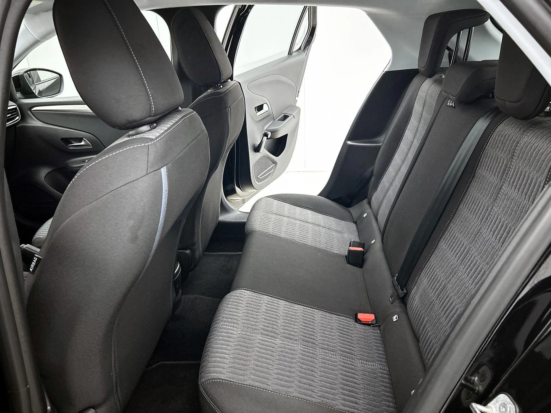 Opel-Corsa-image-25