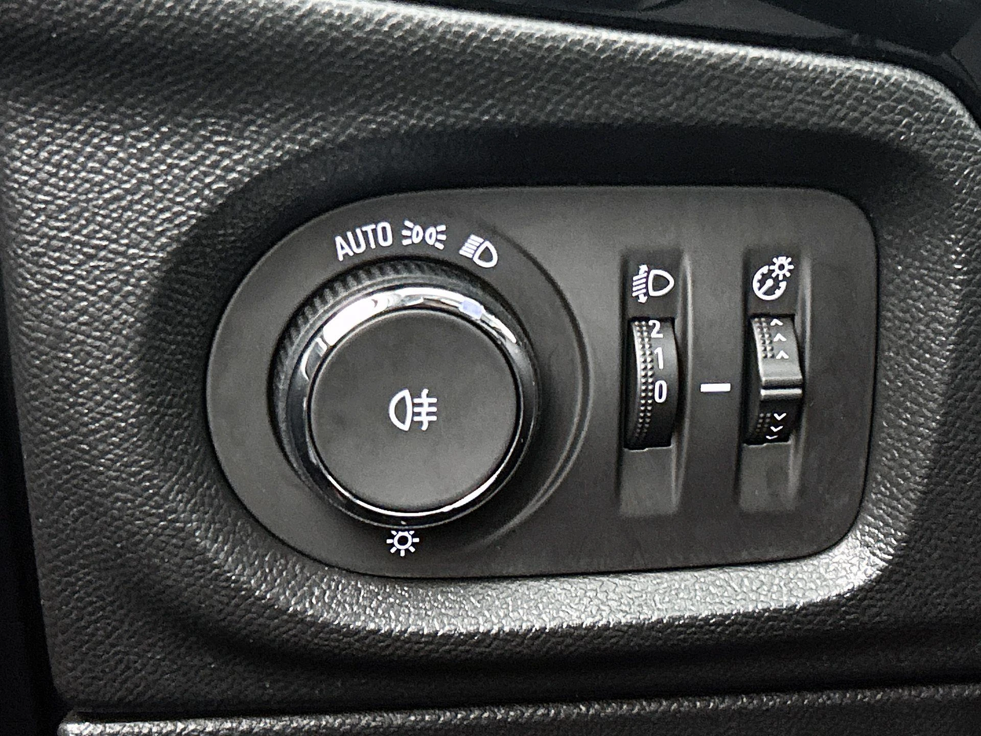 Opel-Corsa-image-13