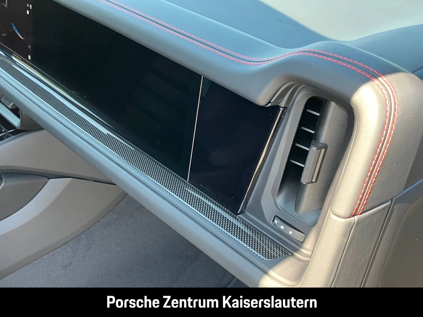 Porsche Cayenne GTS Coupe InnoDrive HA-Lenkung Head-Up gts