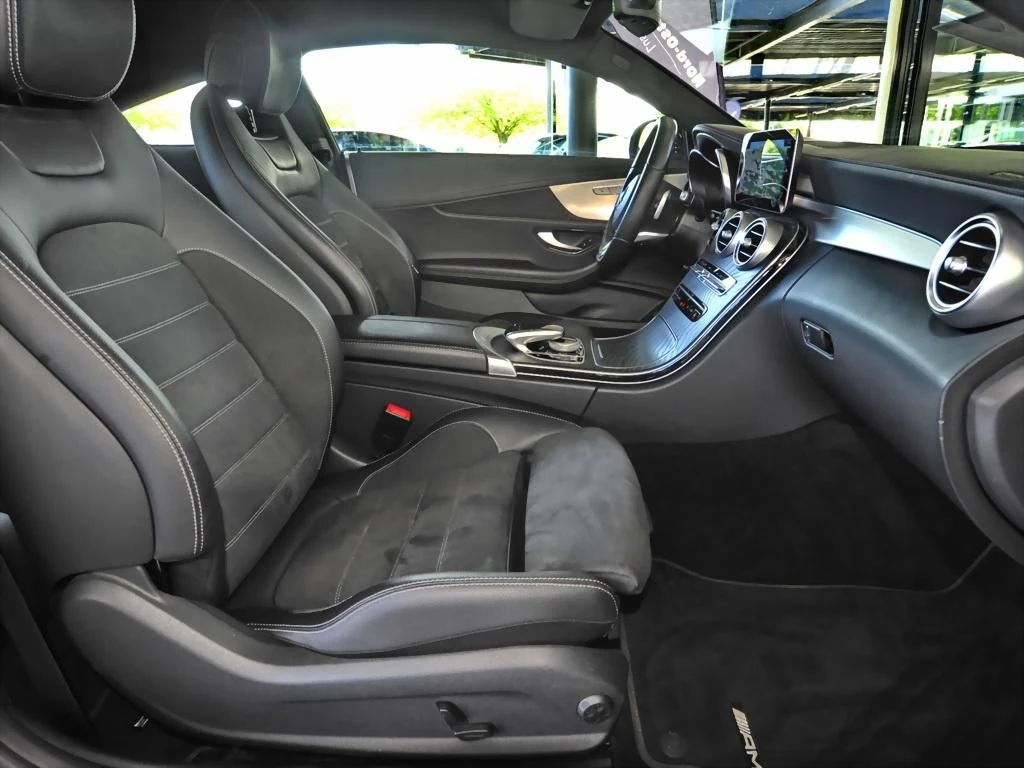 Mercedes-Benz-C-Klasse 180-image-12