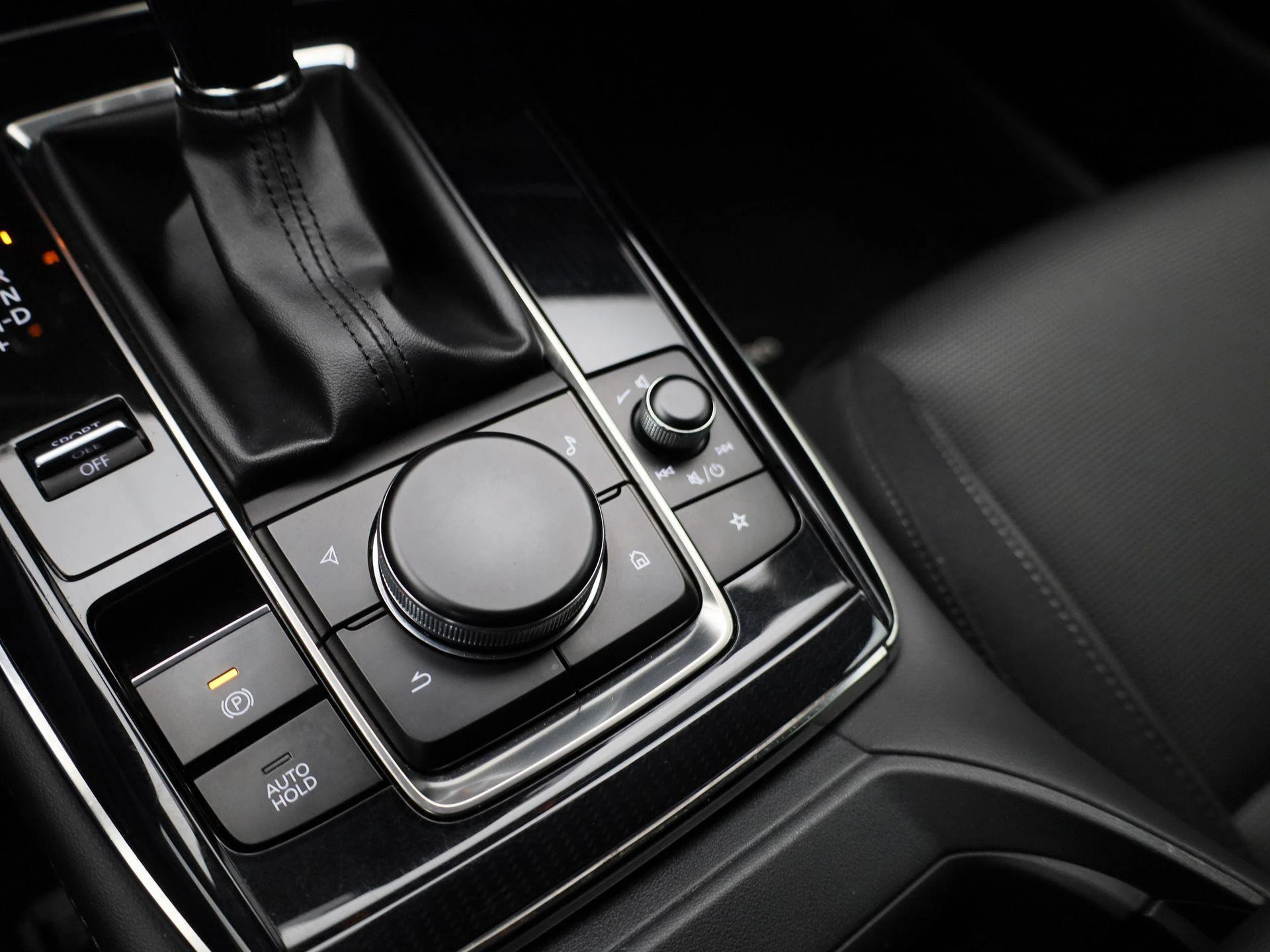 Mazda-CX-30-image-21