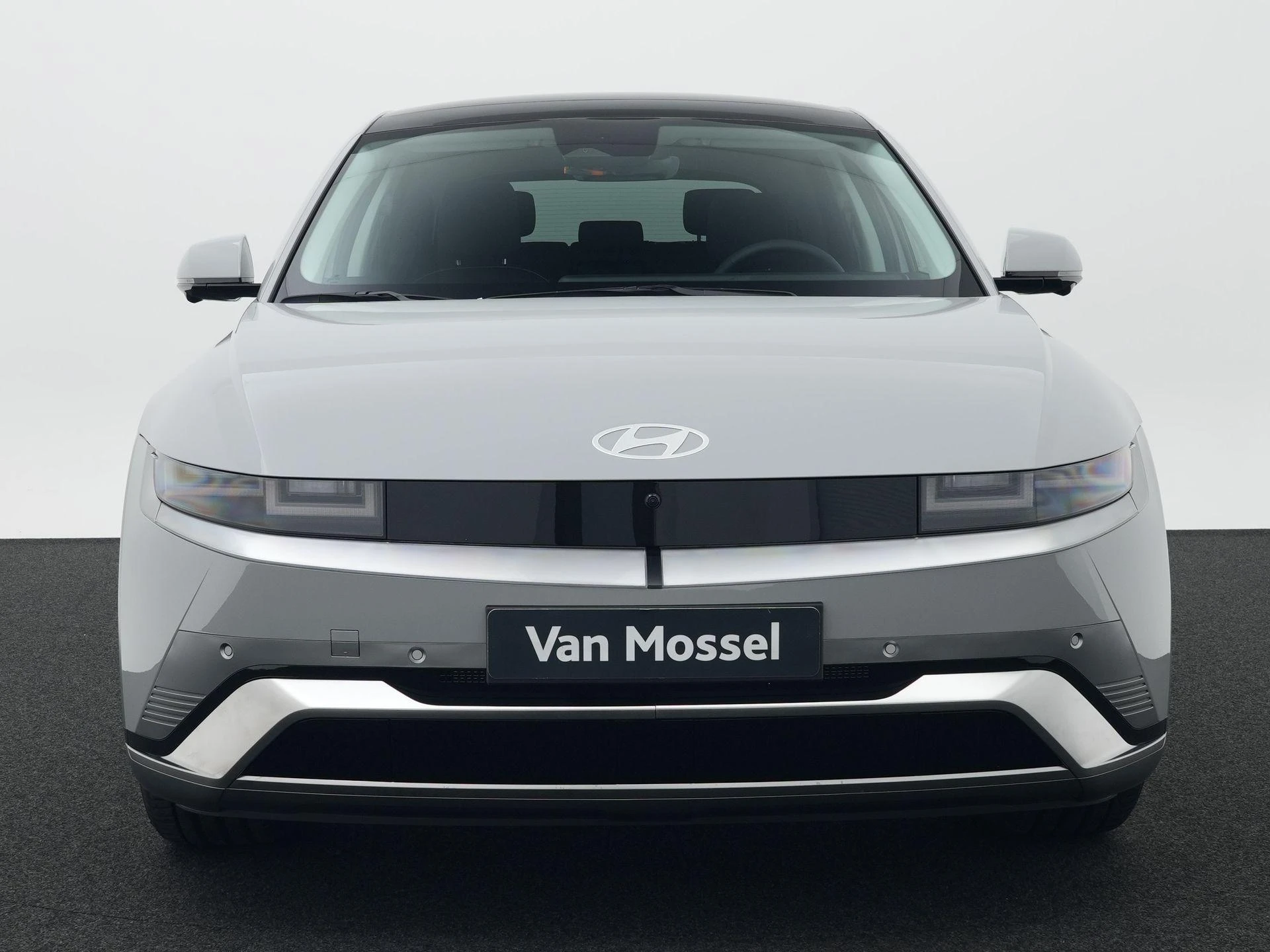 Hyundai-IONIQ 5-image-2