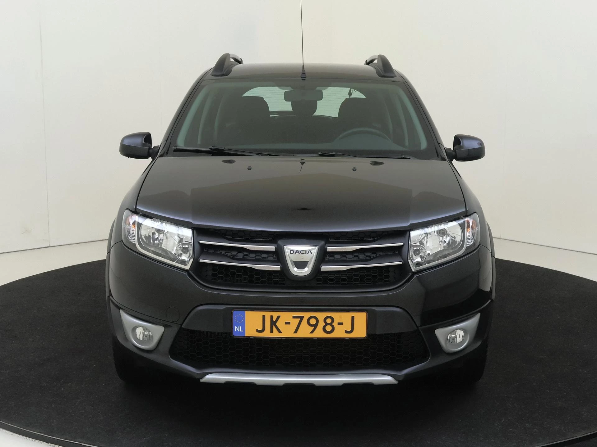 Dacia-Sandero Stepway-image-5