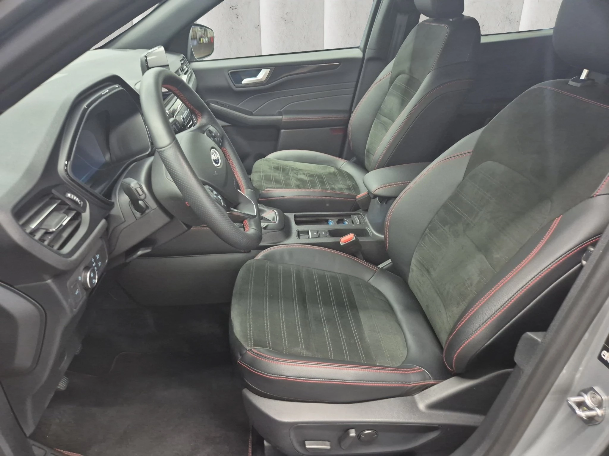 Ford-Kuga-image-9