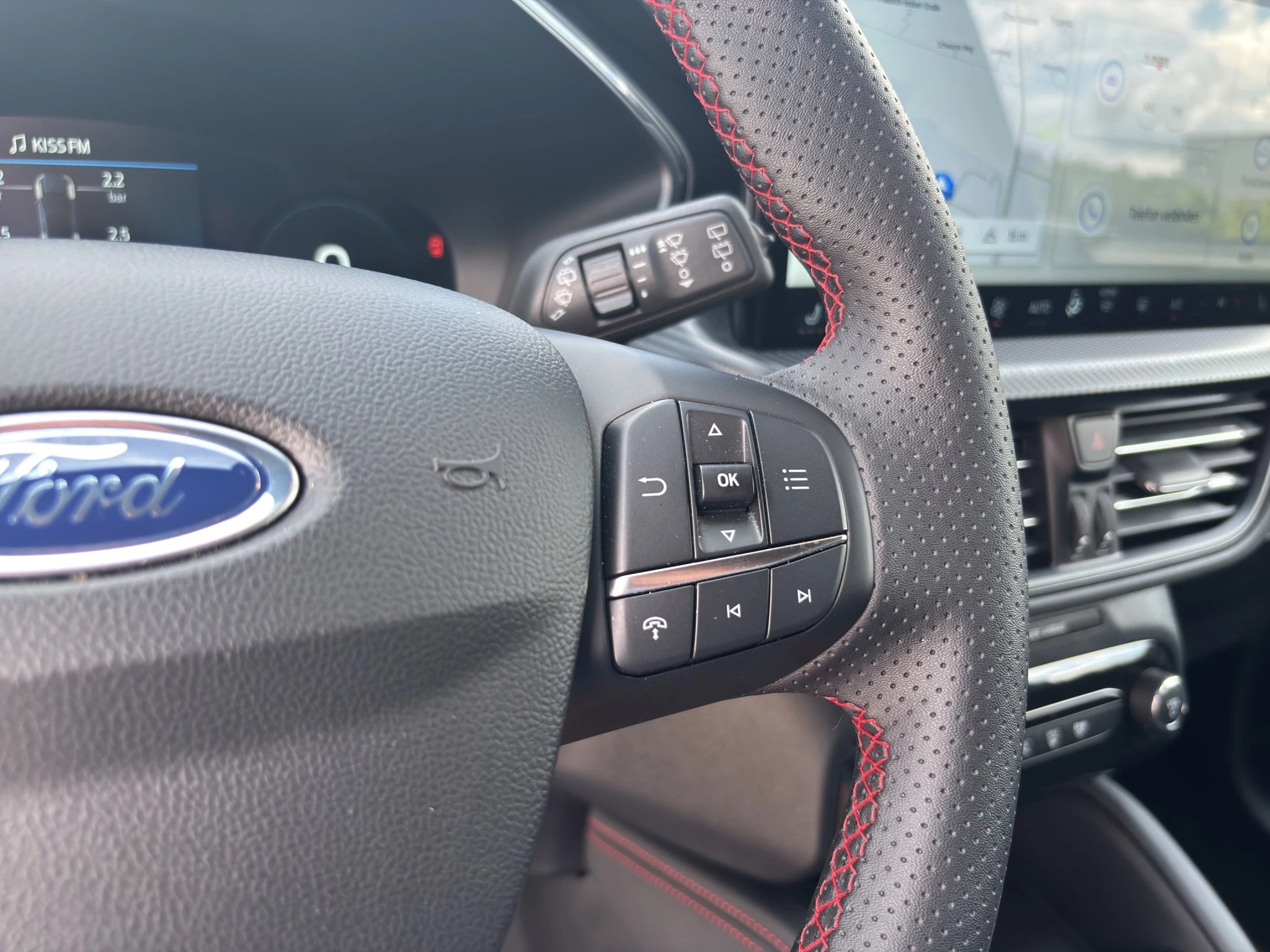 Ford Kuga ST-Line Plug-in*LED-MATRIX*KAM*NAVI*WINTER-PKT.