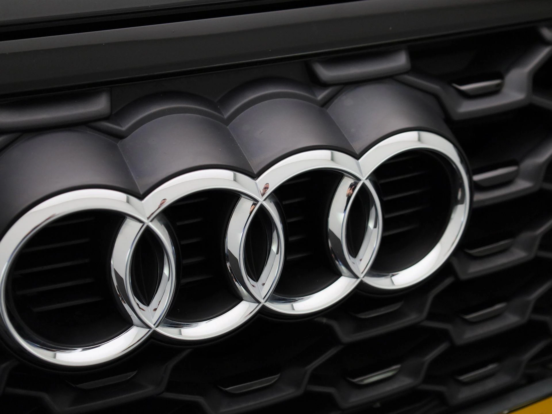 Audi-Q3-image-35