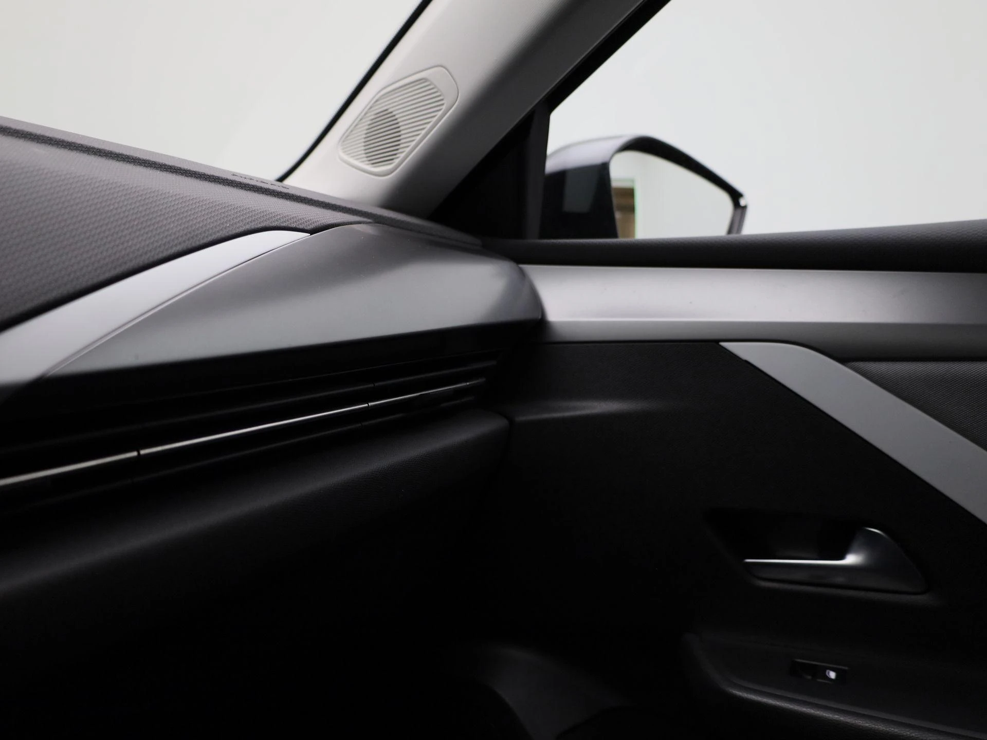 Opel-Astra-image-23