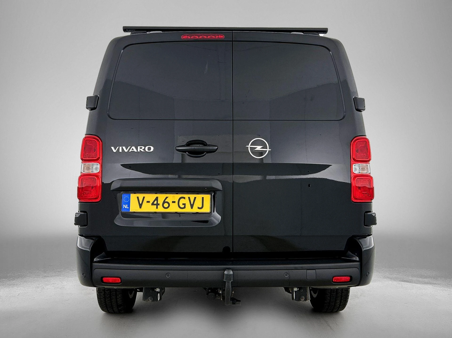 Opel-Vivaro-image-2
