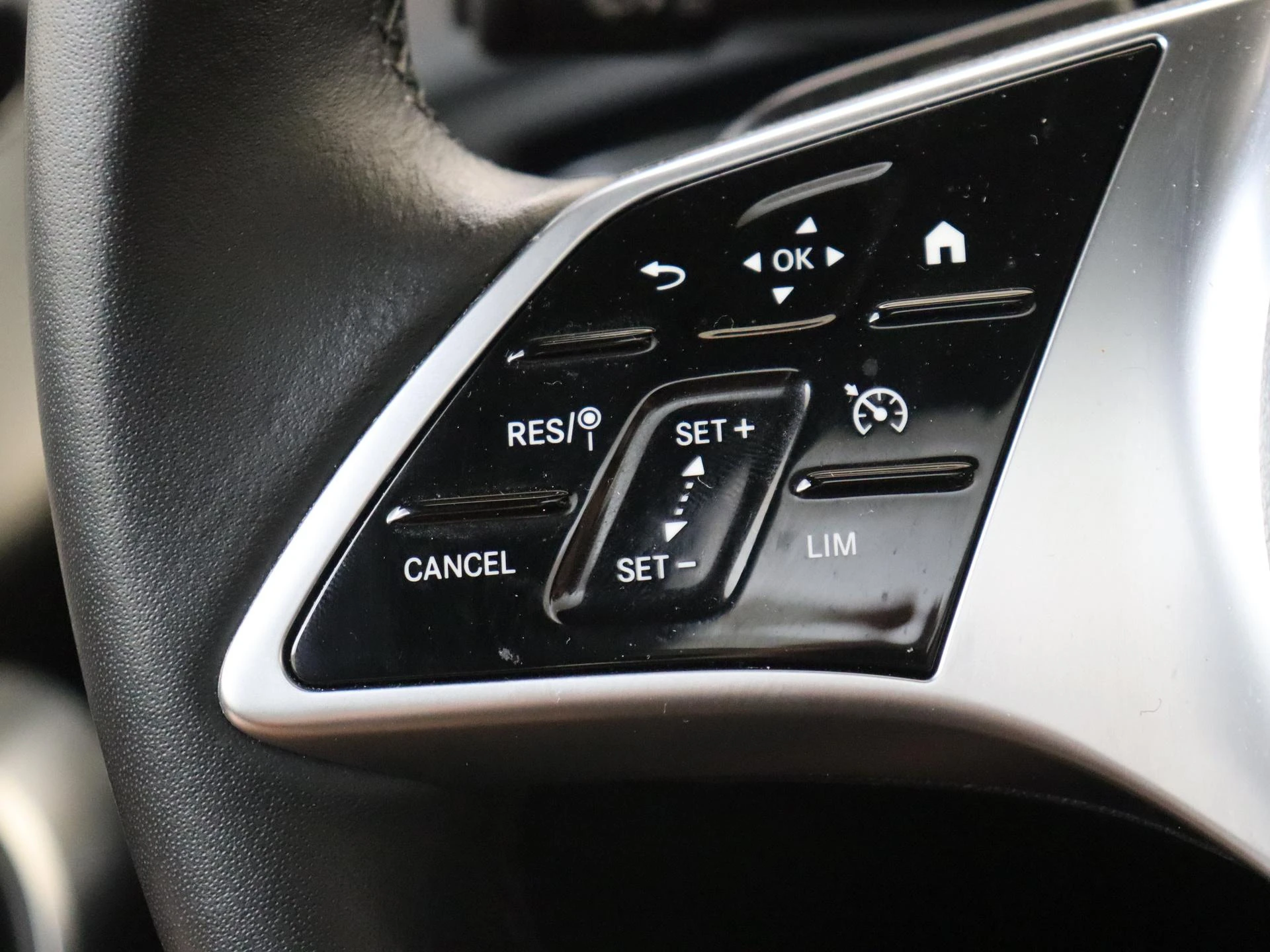 Mercedes-Benz A-Klasse 250 e Luxury Line