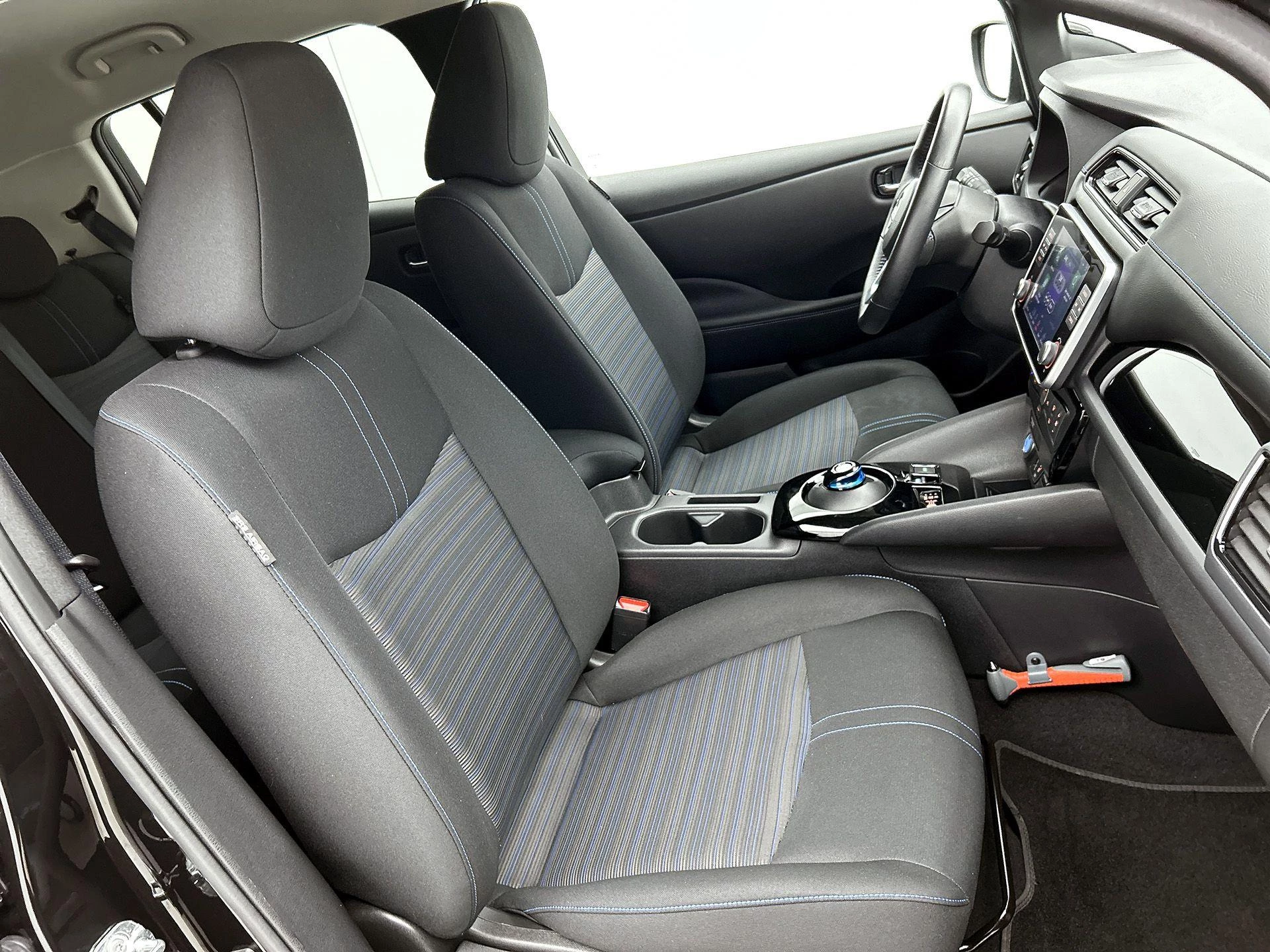 Nissan-Leaf-image-45