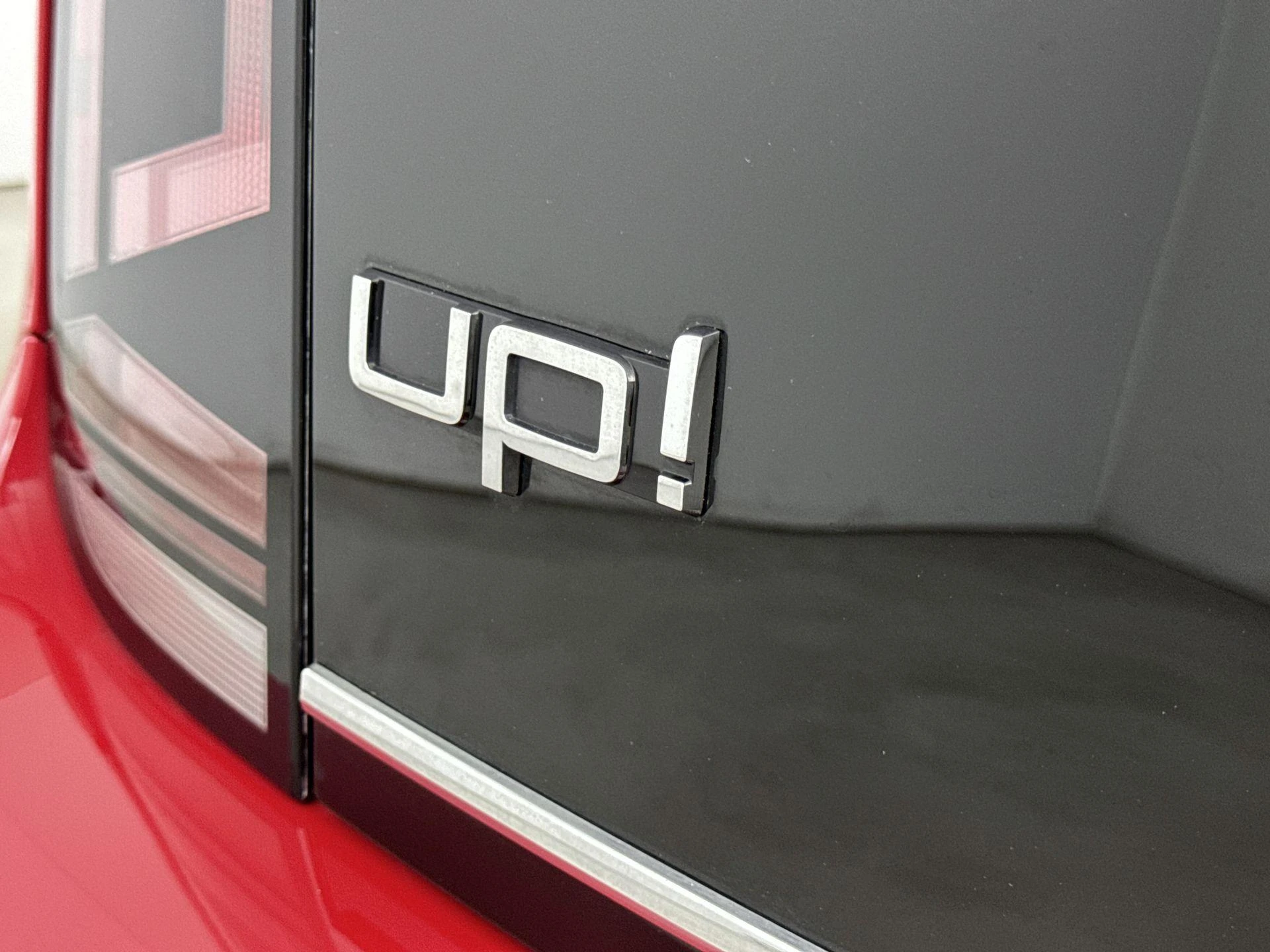 Volkswagen-up!-image-21