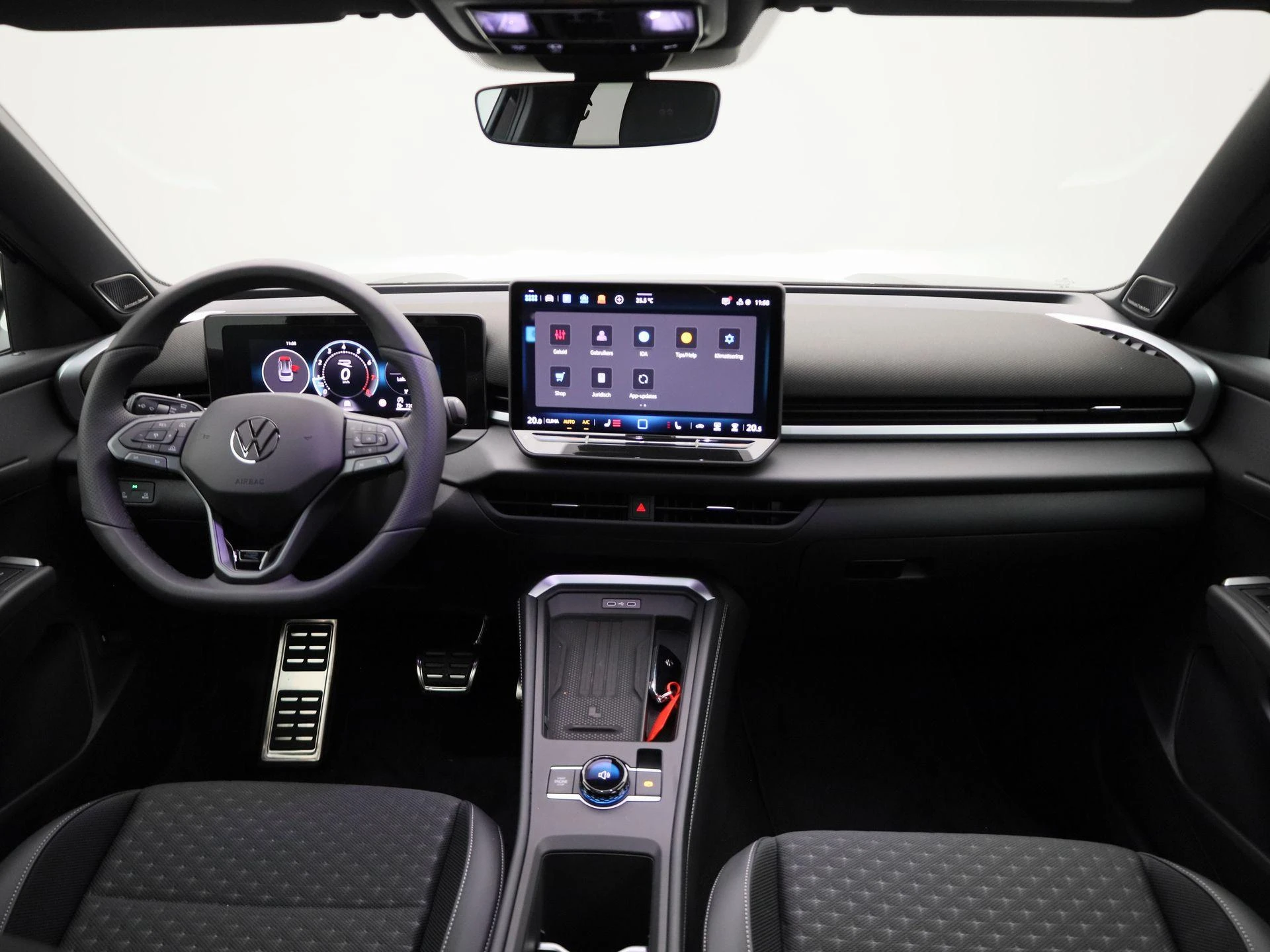 Volkswagen-T-Roc-image-47
