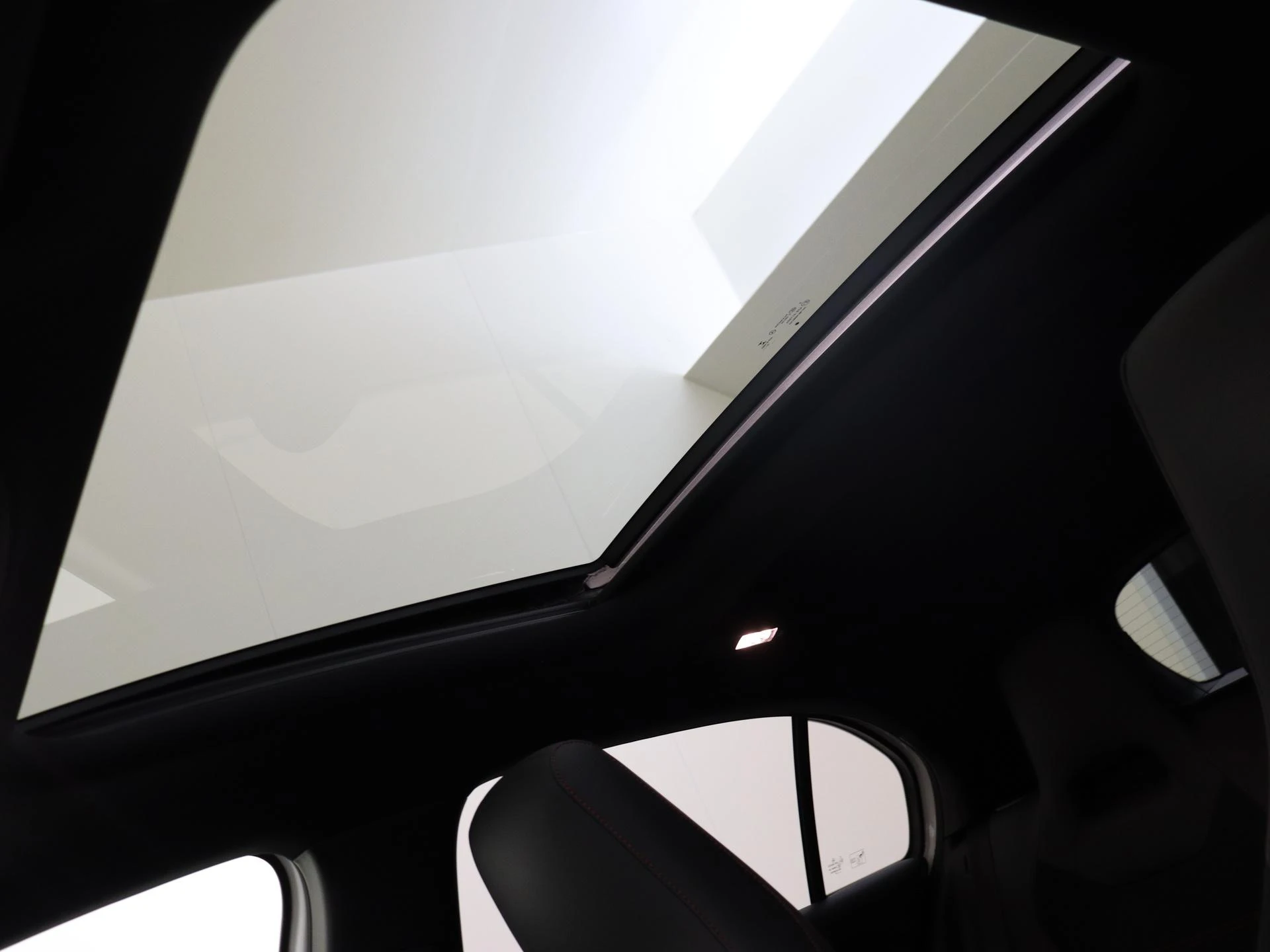 Mercedes-Benz-A-Klasse-image-27