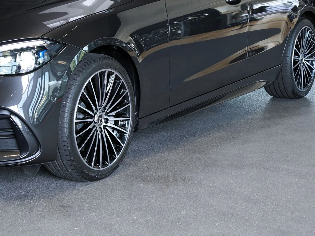 Mercedes-Benz-C-Klasse 300 de-image-2