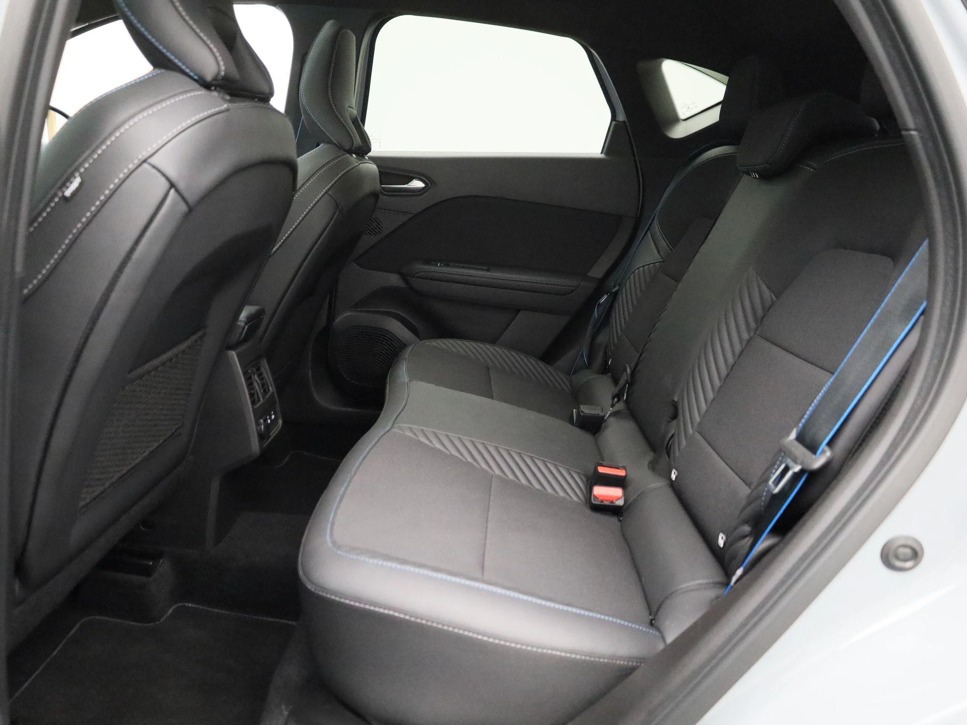 Renault-Captur-image-10