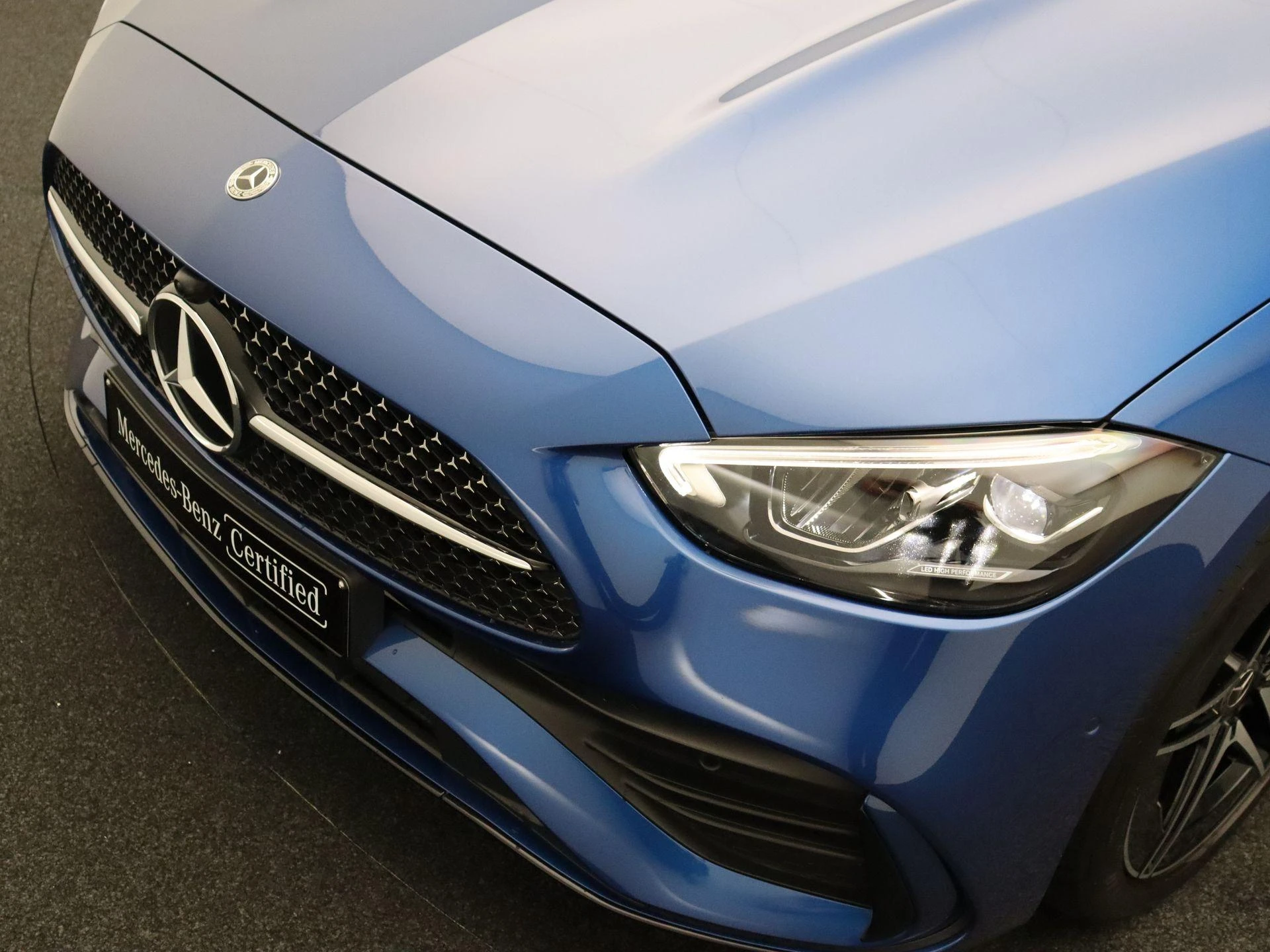 Mercedes-Benz-C-Klasse-image-30