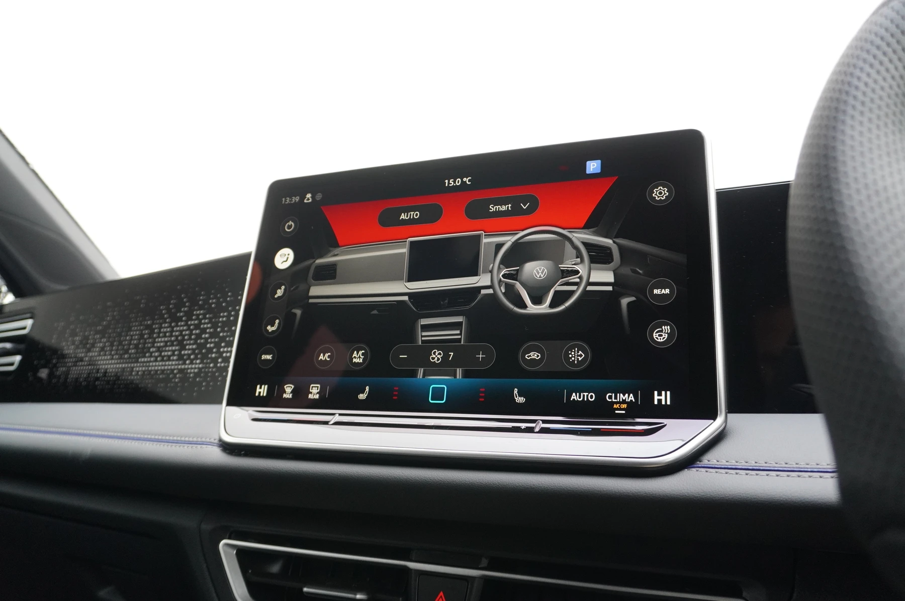 Volkswagen-Tiguan-image-17
