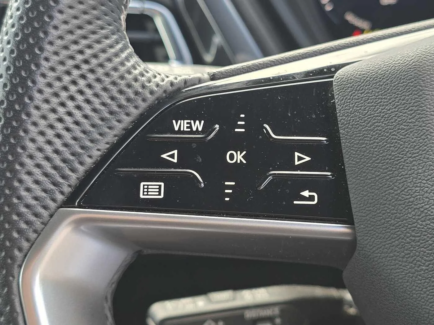 Audi-Q4 e-tron-image-31