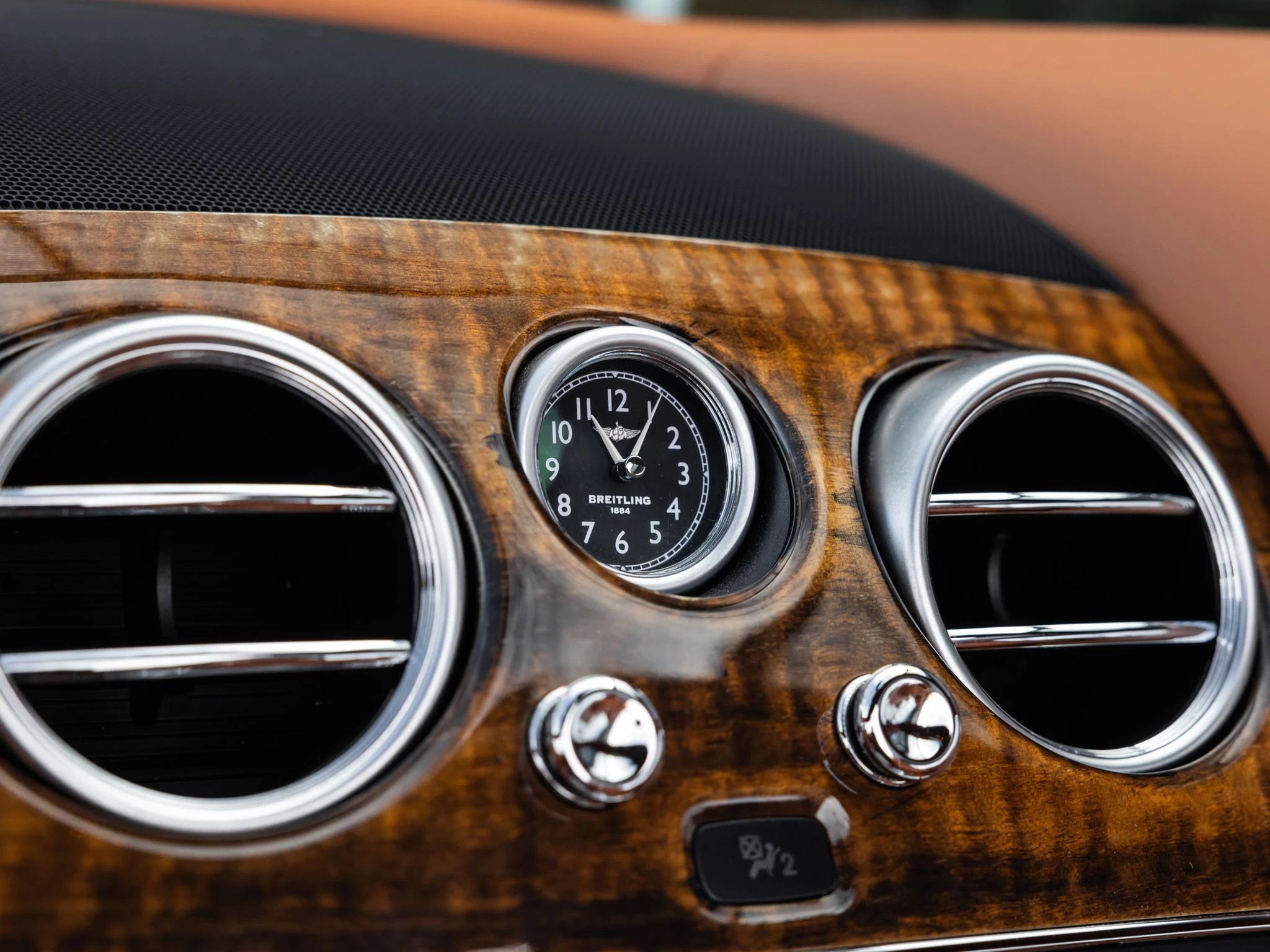 Bentley-Continental GT-image-29