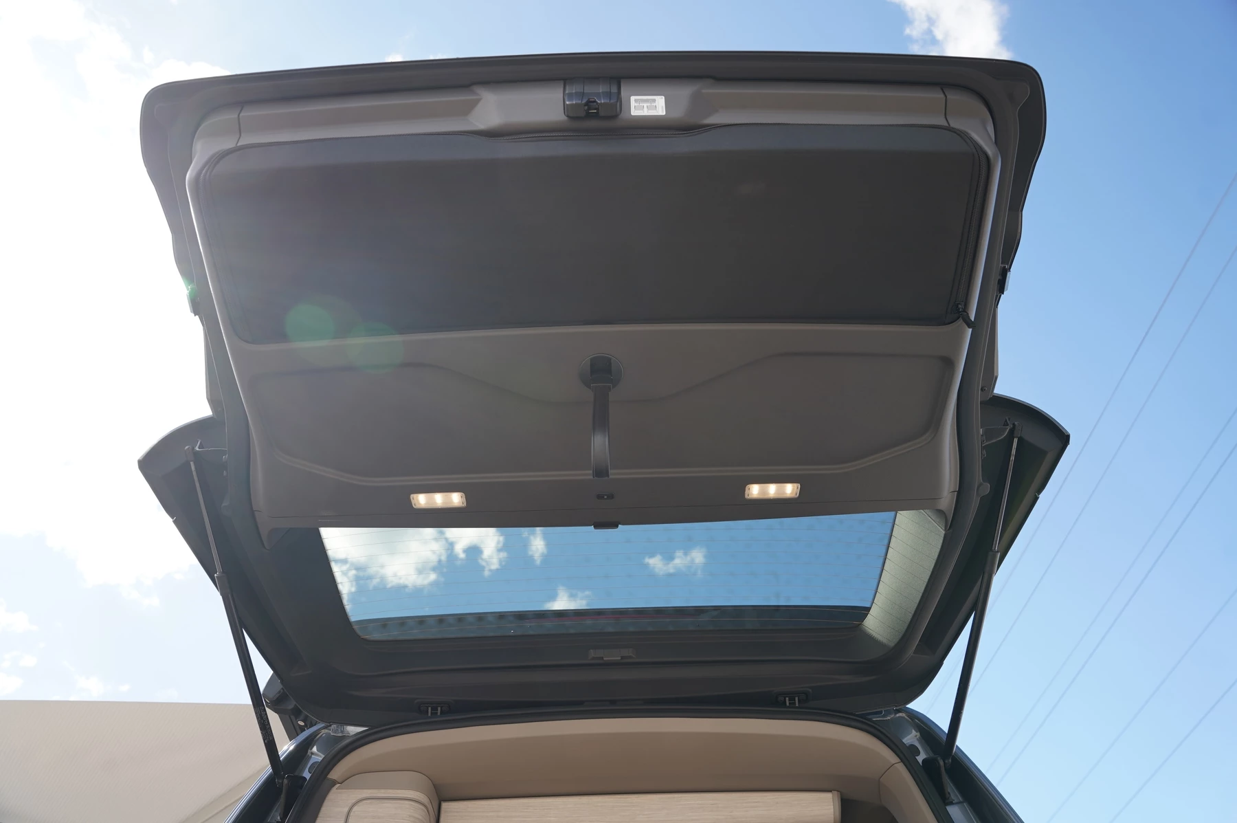Volkswagen-California-image-39