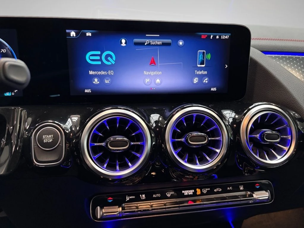 Mercedes-Benz-EQA 250+-image-7