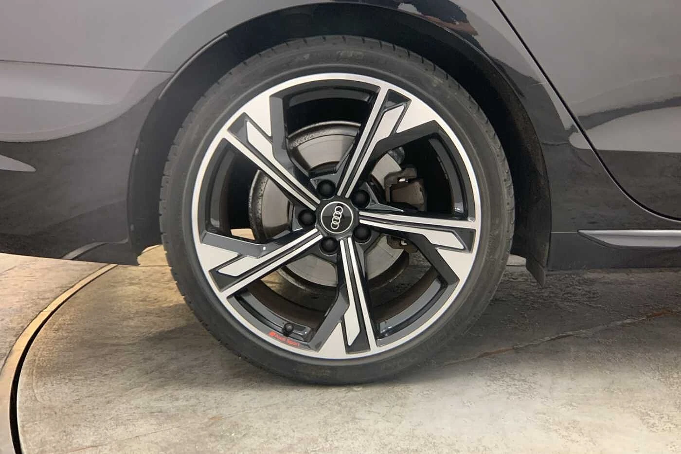 Audi-A4-image-4