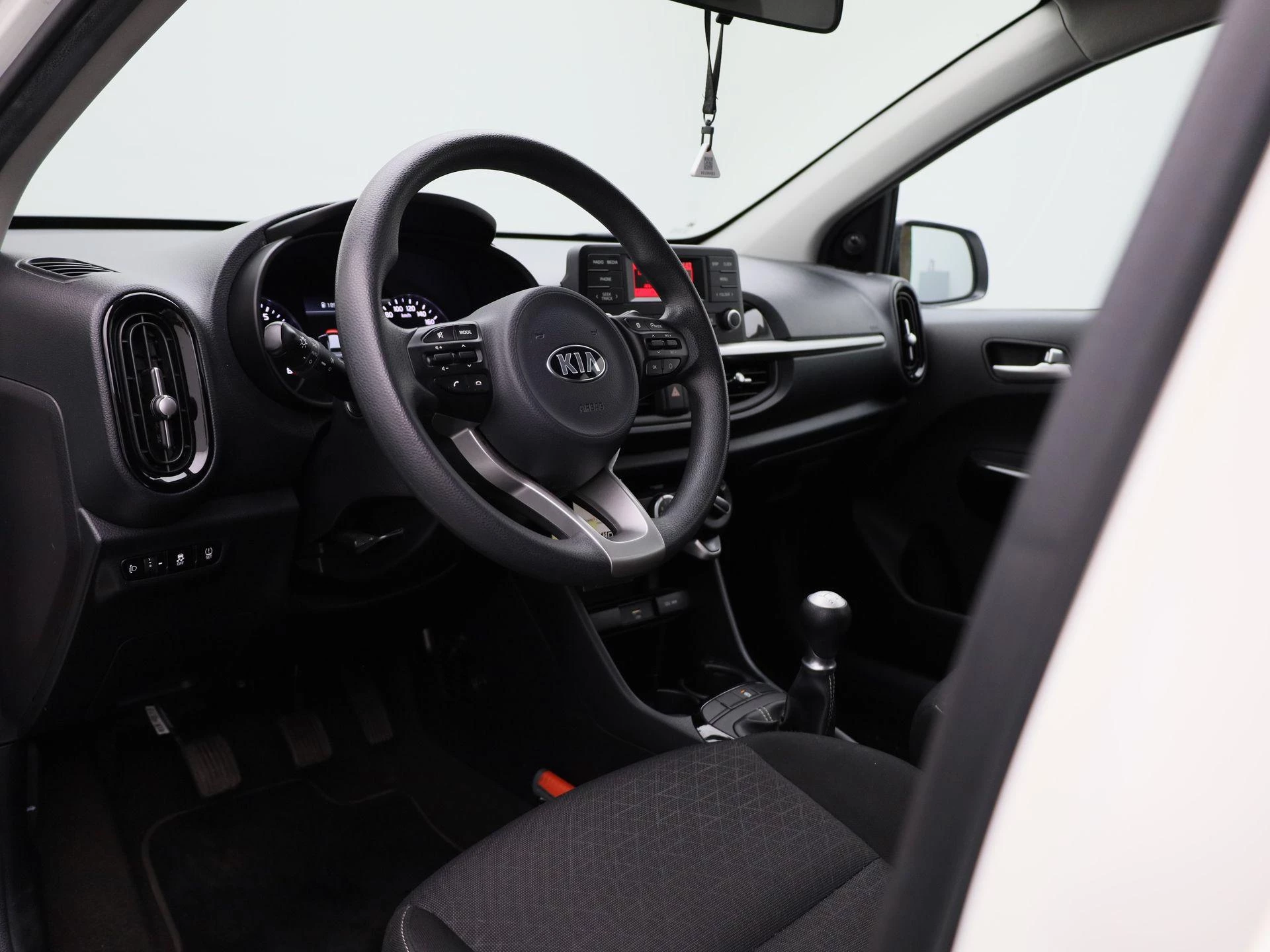 Kia-Picanto-image-25