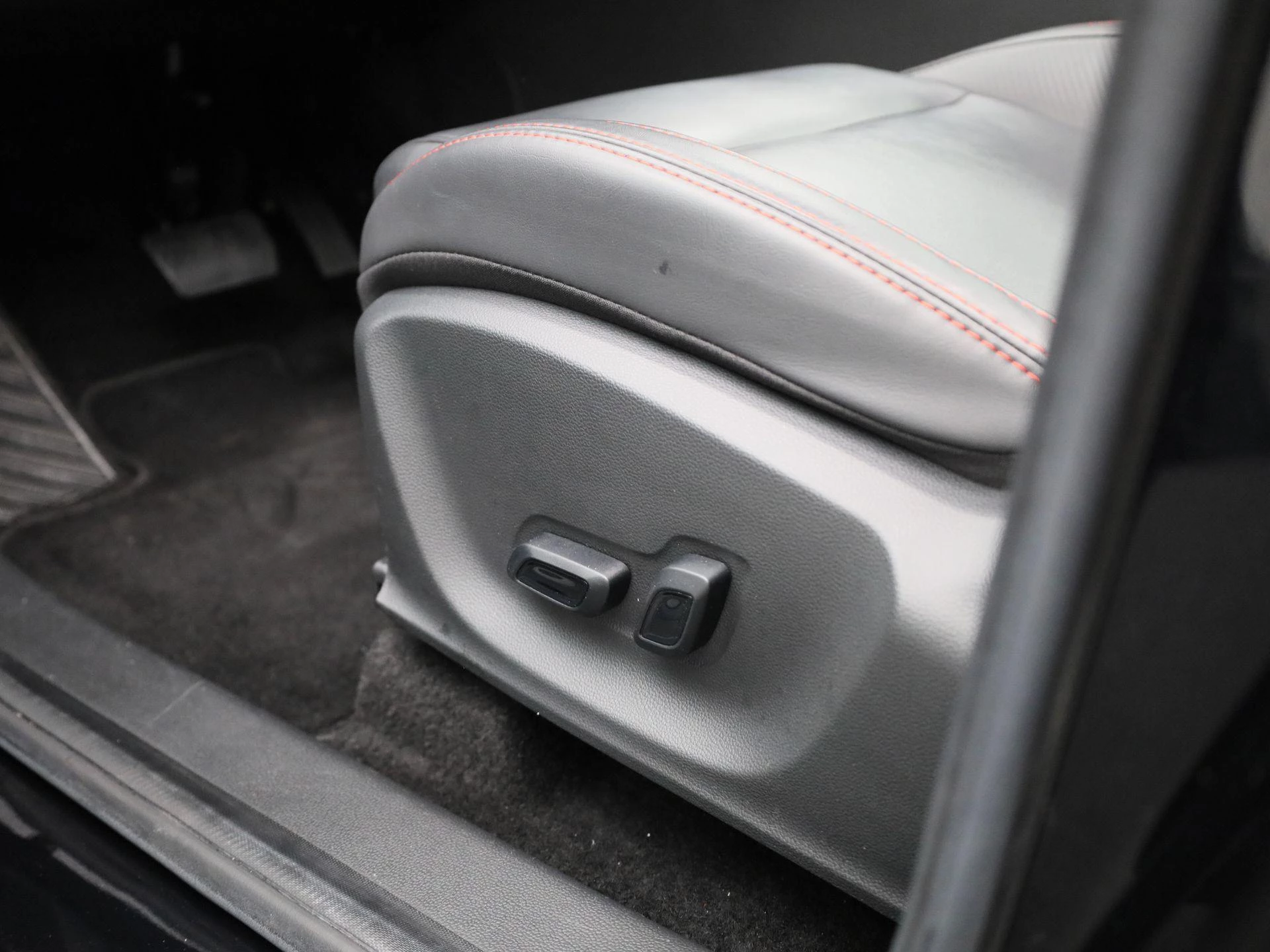 MG ZS EV Long Range Luxury 70 kWh
