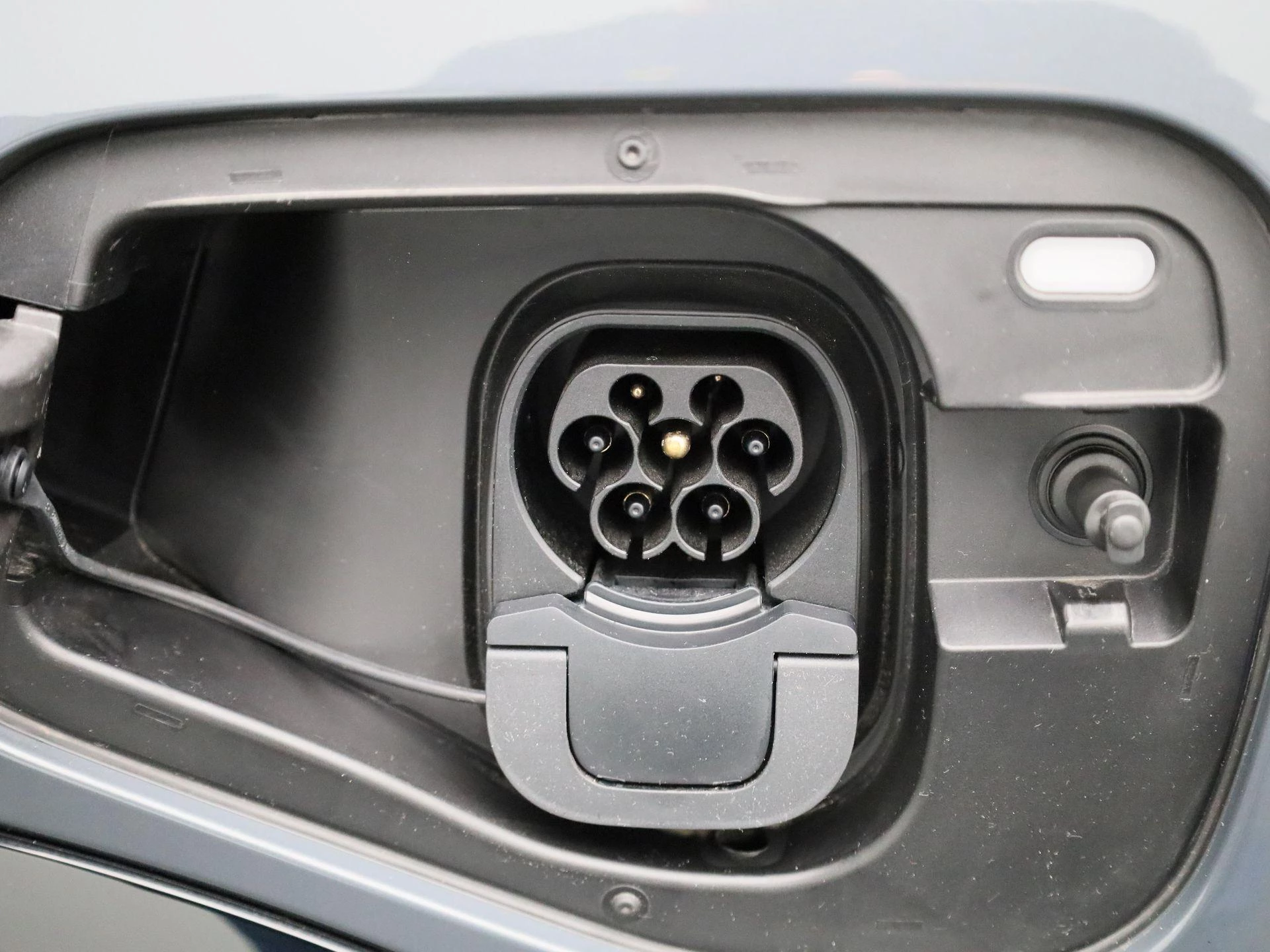 Volkswagen-Tiguan-image-17