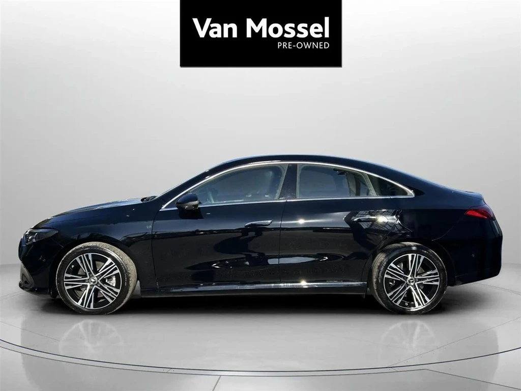 Mercedes-Benz-CLA-image-7