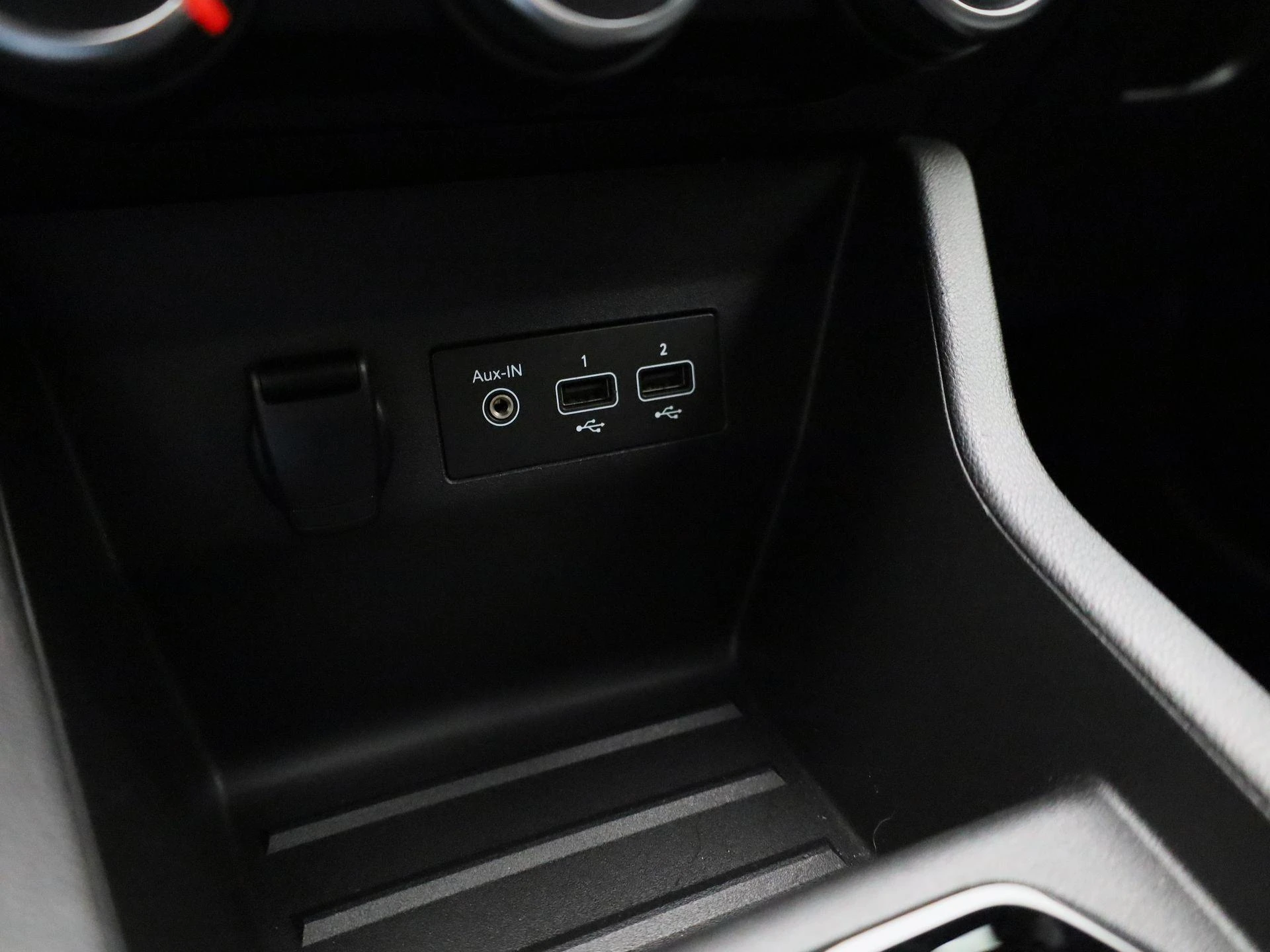 Renault-Clio-image-21